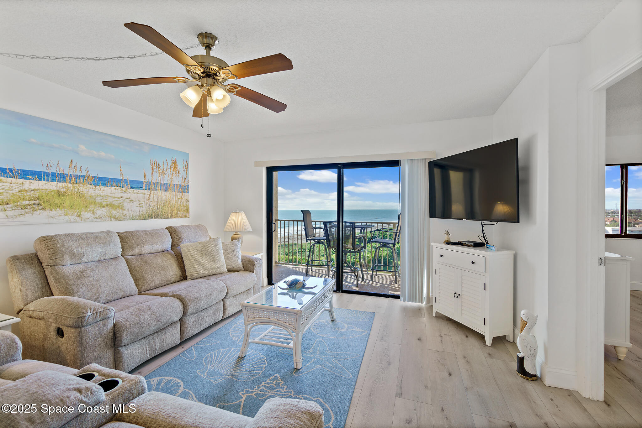 7520 Ridgewood Avenue 805