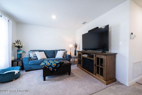 542 SW Mimosa Street SW Palm Bay FL 32908