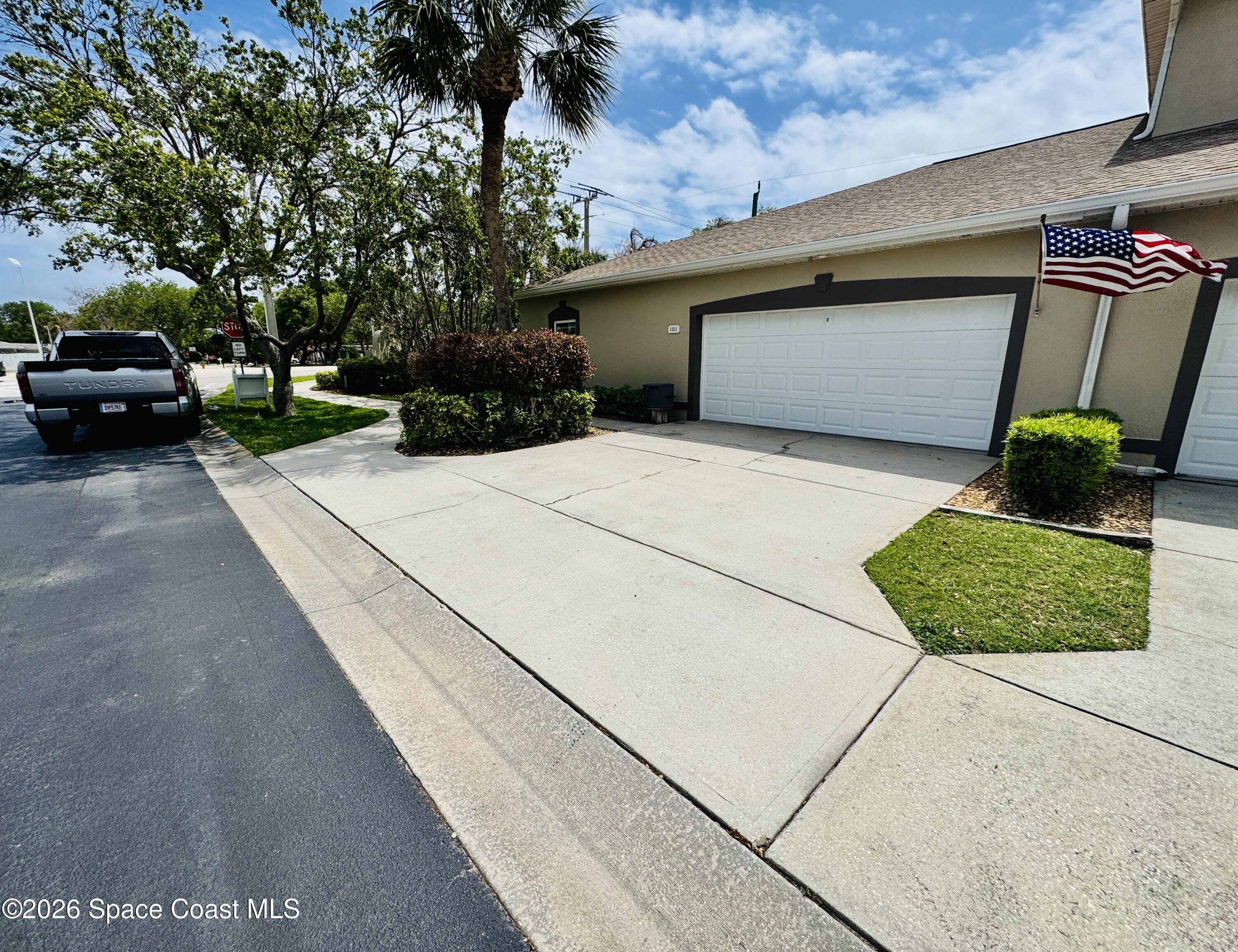 101 Majestic Bay Avenue