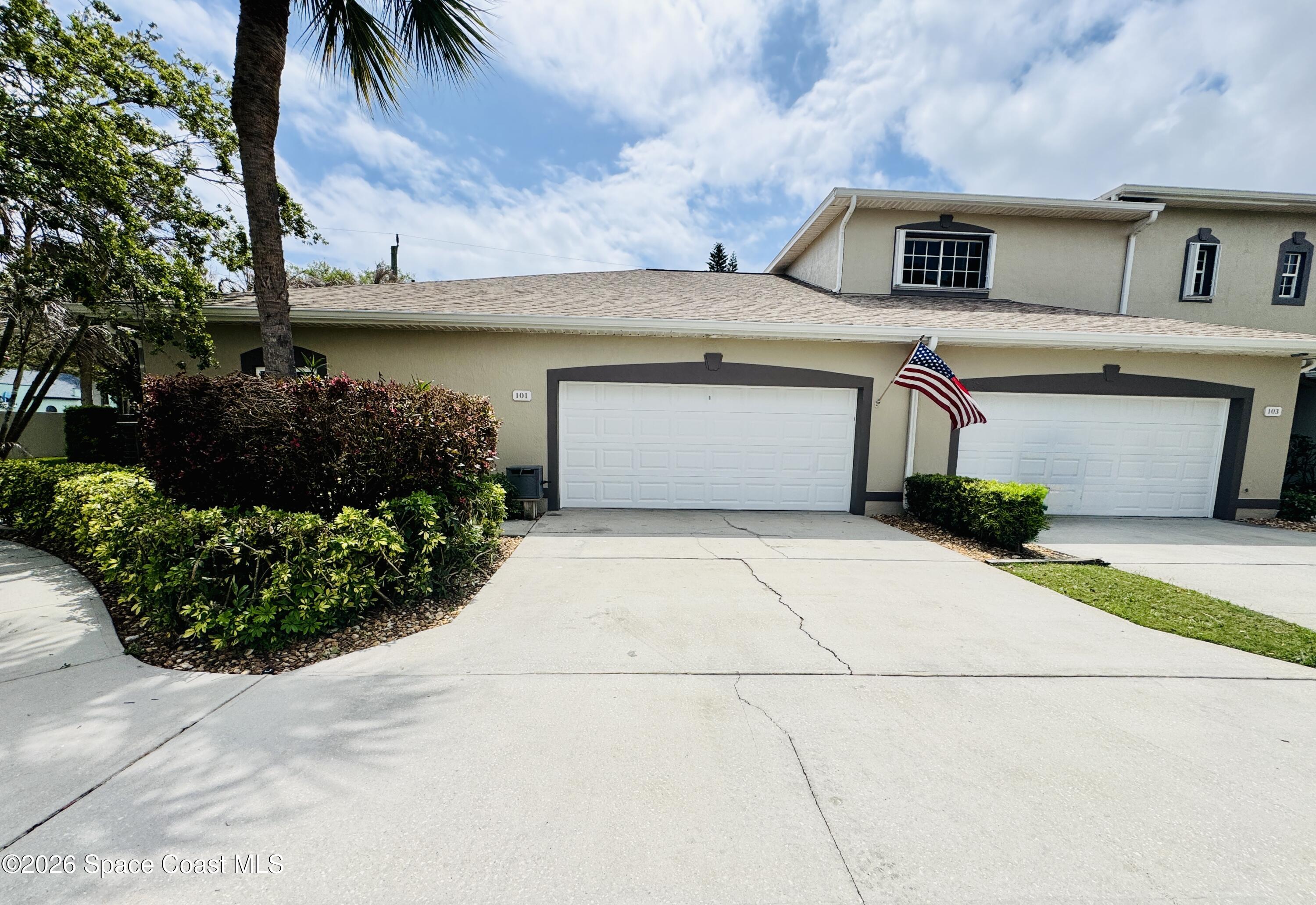 101 Majestic Bay Avenue