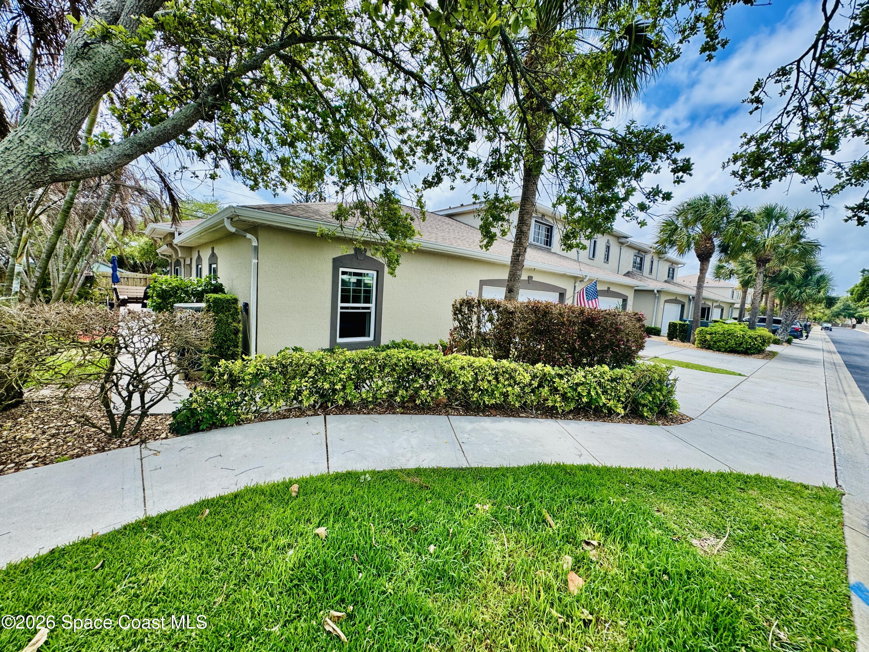 101 Majestic Bay Avenue