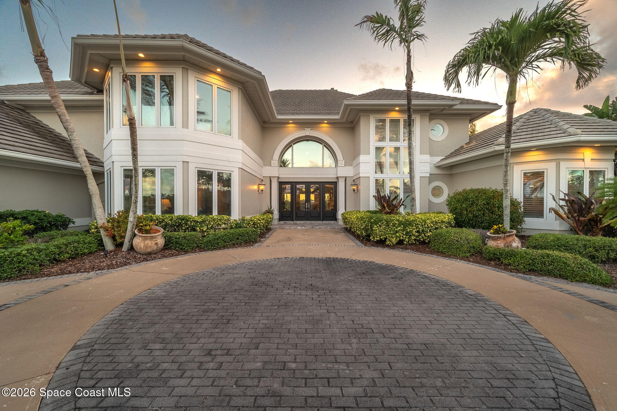281 Lansing Island Drive
