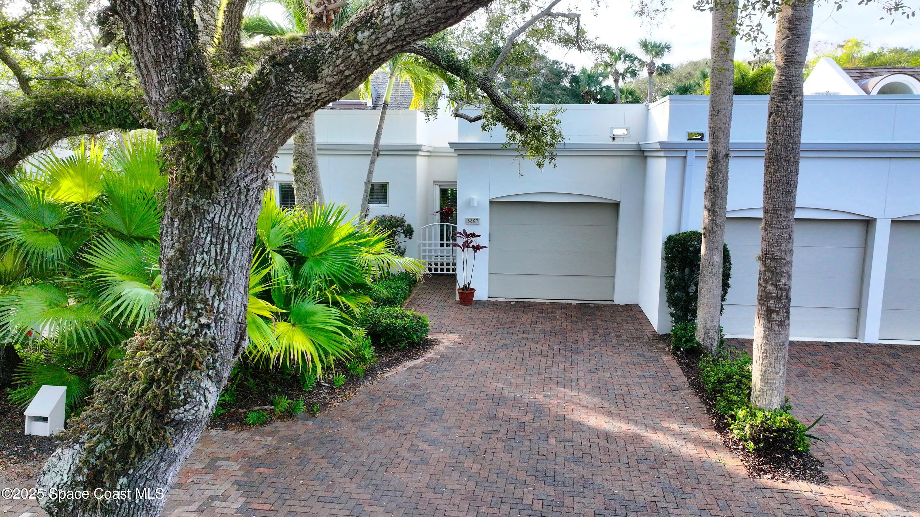 Vero Beach, Florida 32963, United States, 2 Bedrooms Bedrooms, ,2 BathroomsBathrooms,Residential,Active,13668