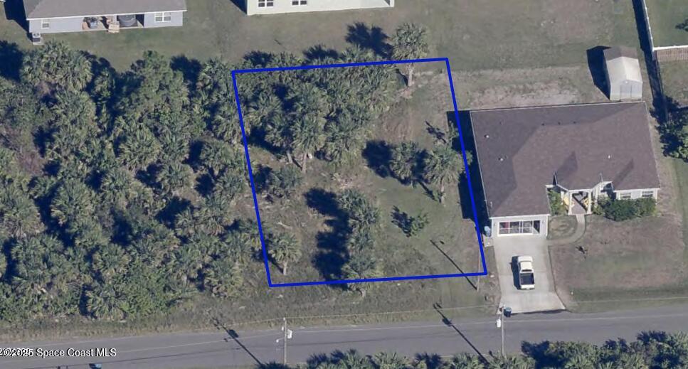 467 & 475 Forrest Hills Street SW