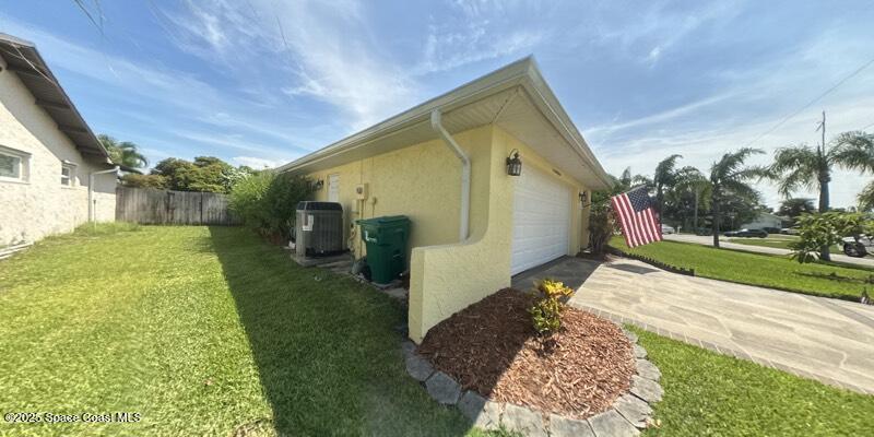 699 Bimini Road