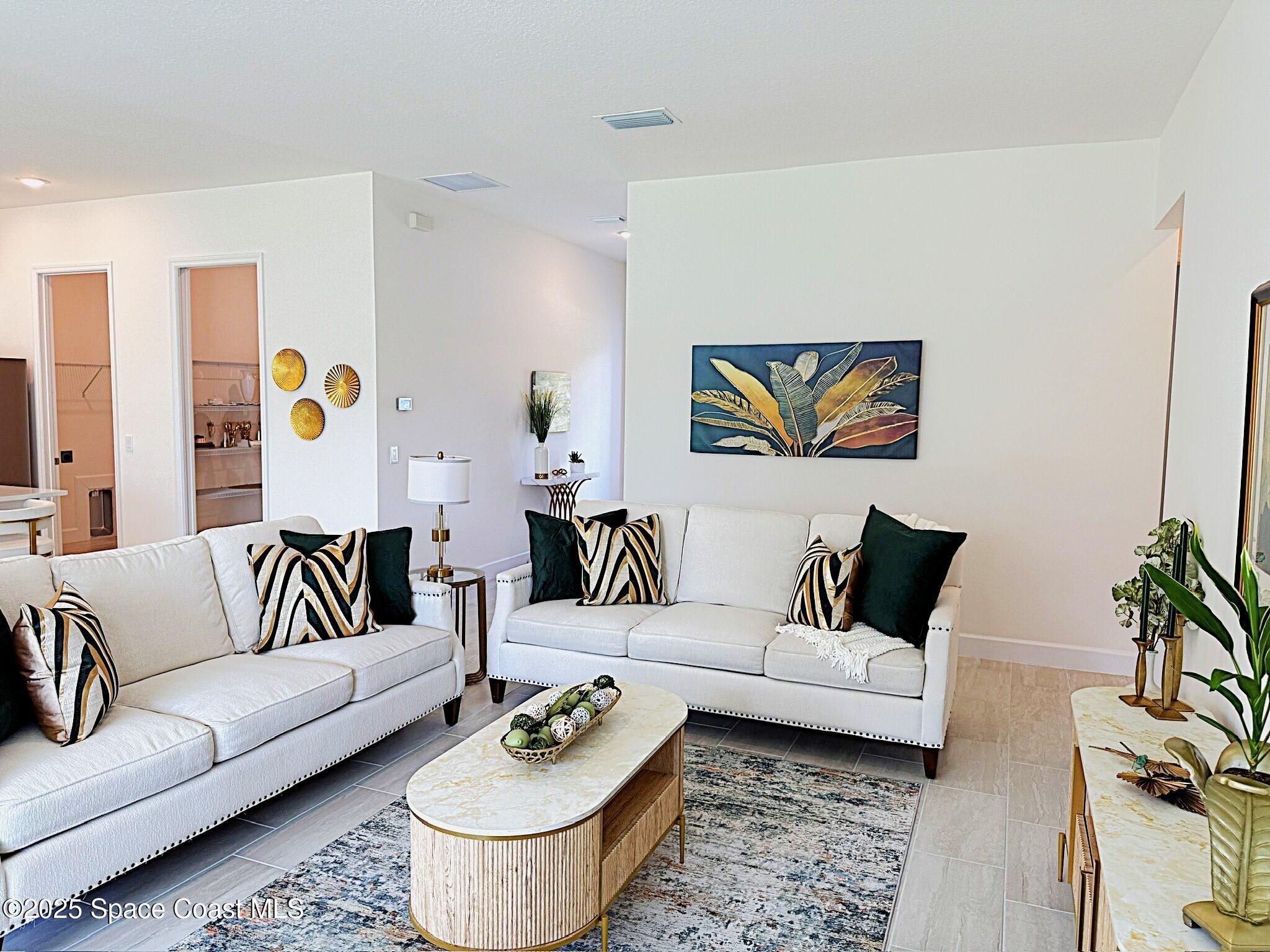 740 Consumer Street SE 9