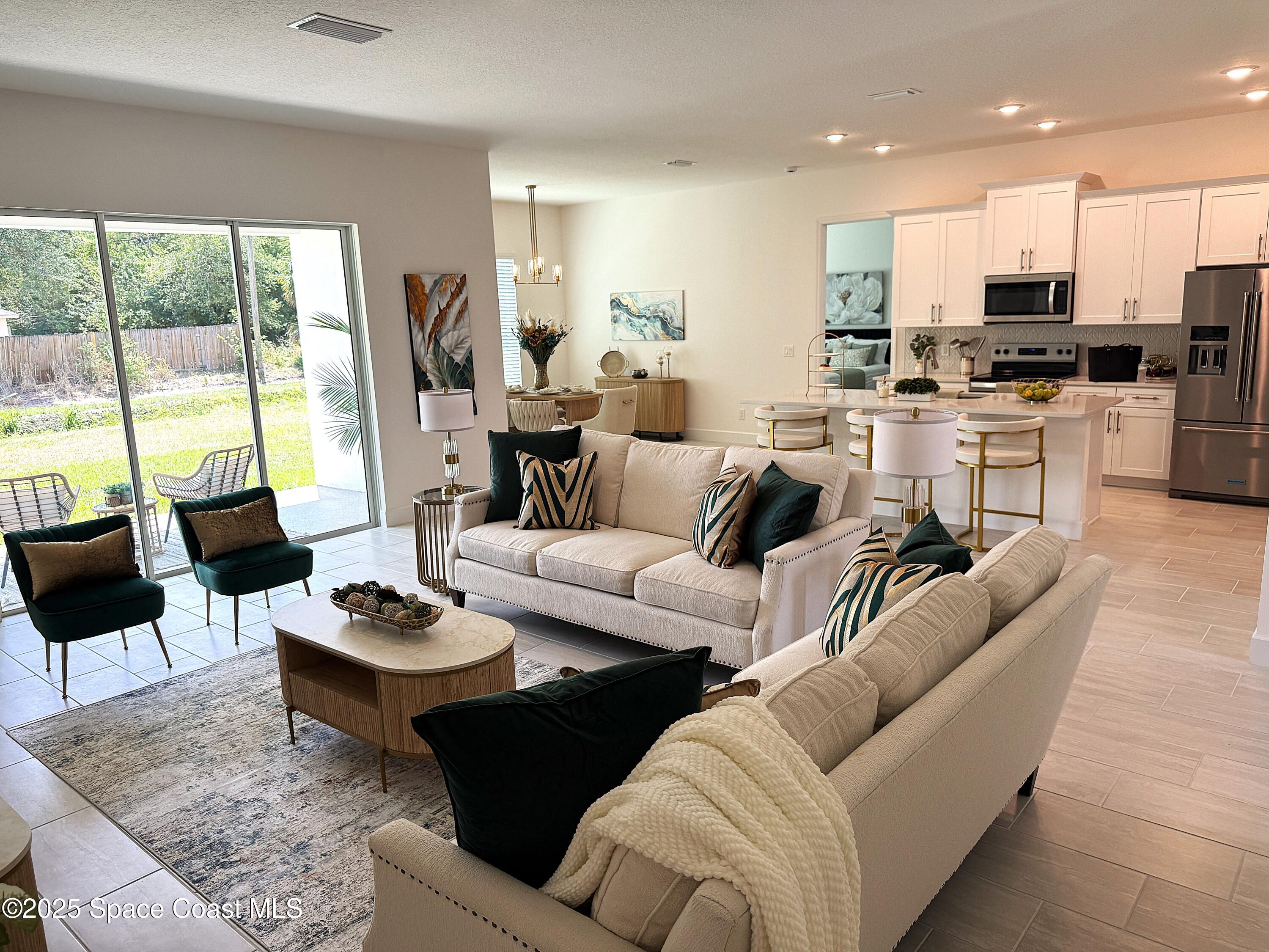 740 Consumer Street SE 9