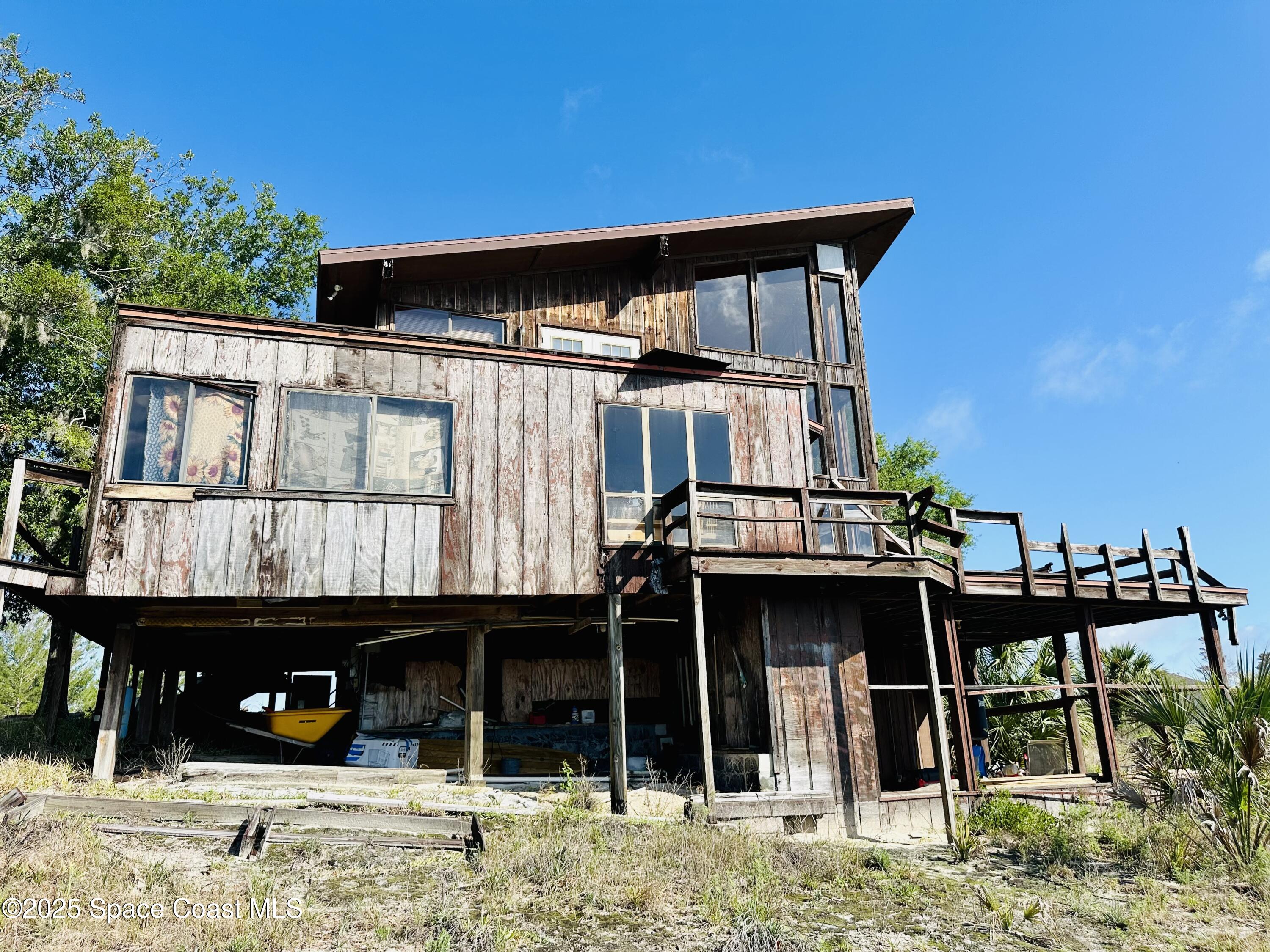 505 Lakeview Avenue