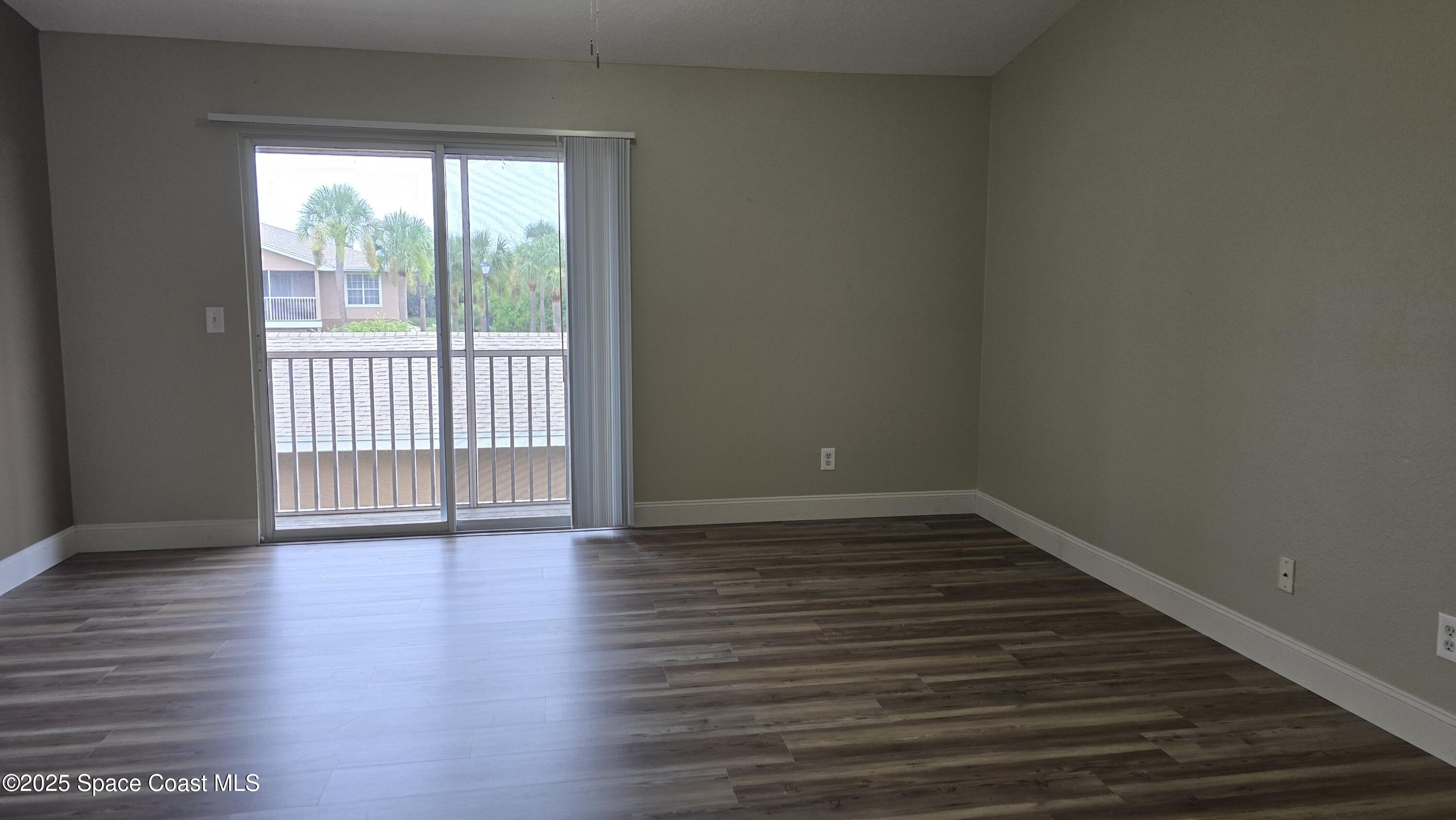 1820 Long Iron Drive 525