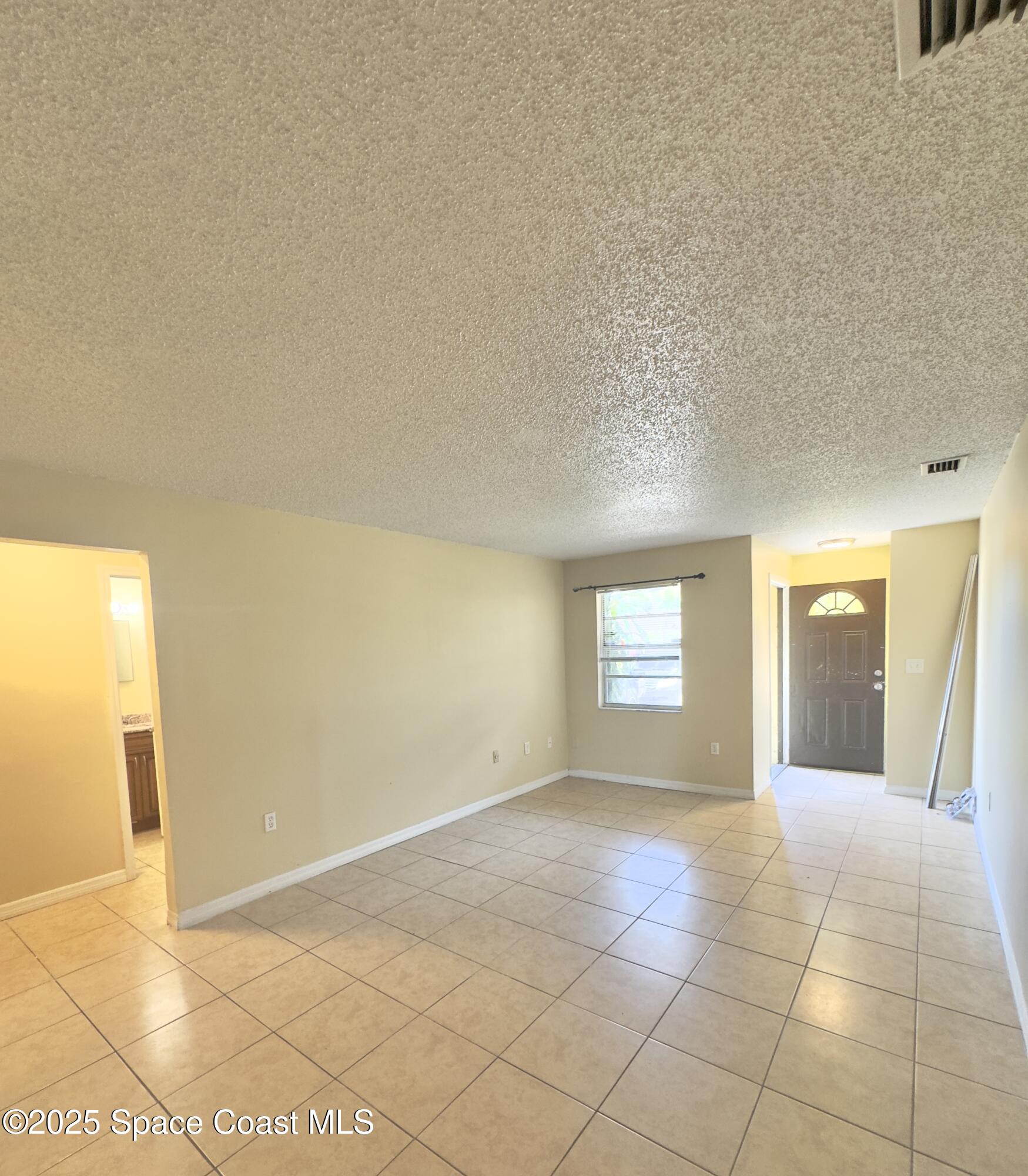 2466 Uranus Drive