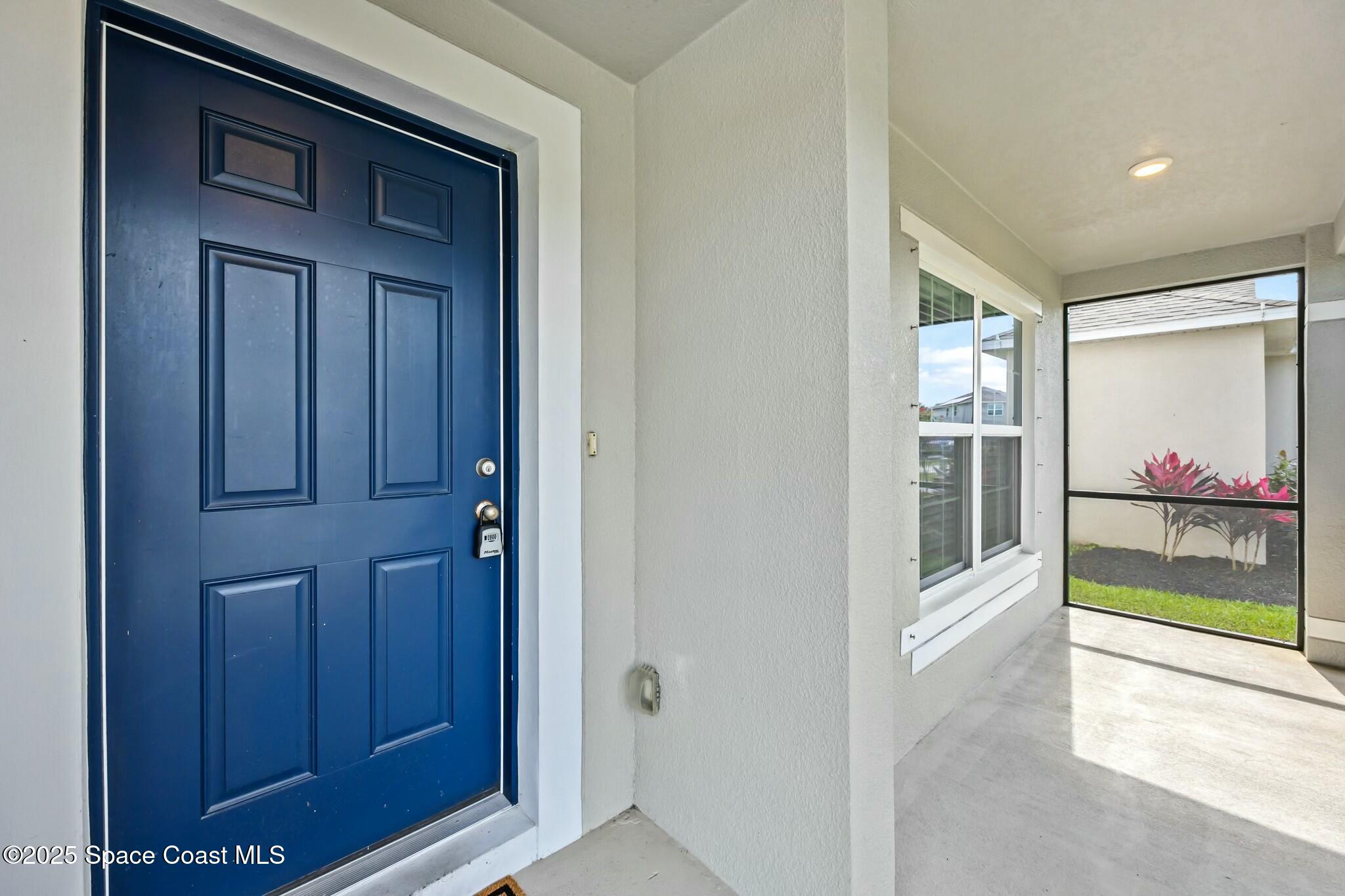 875 Corbin Circle SW