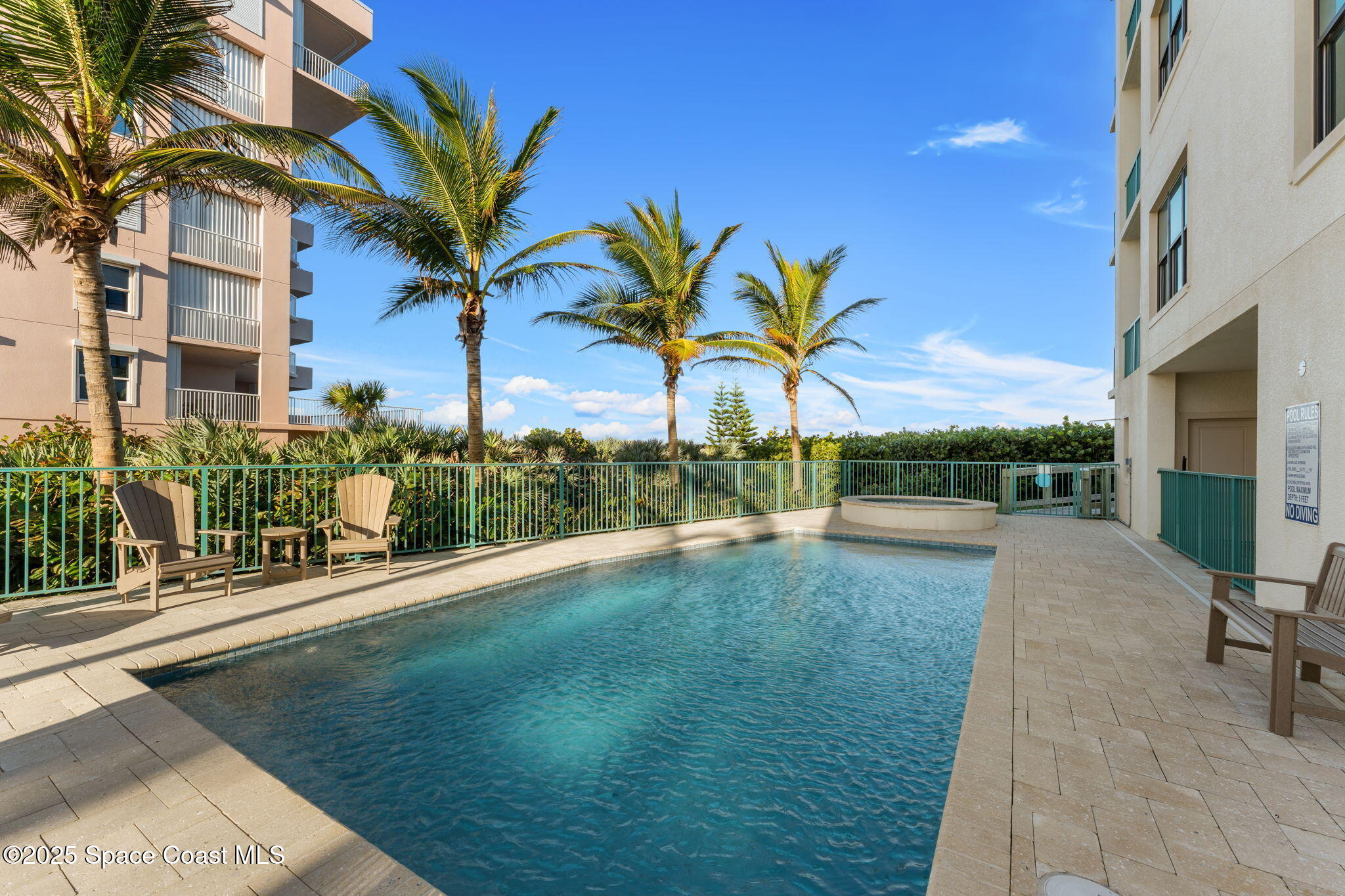 1795 N Highway A1a N 402