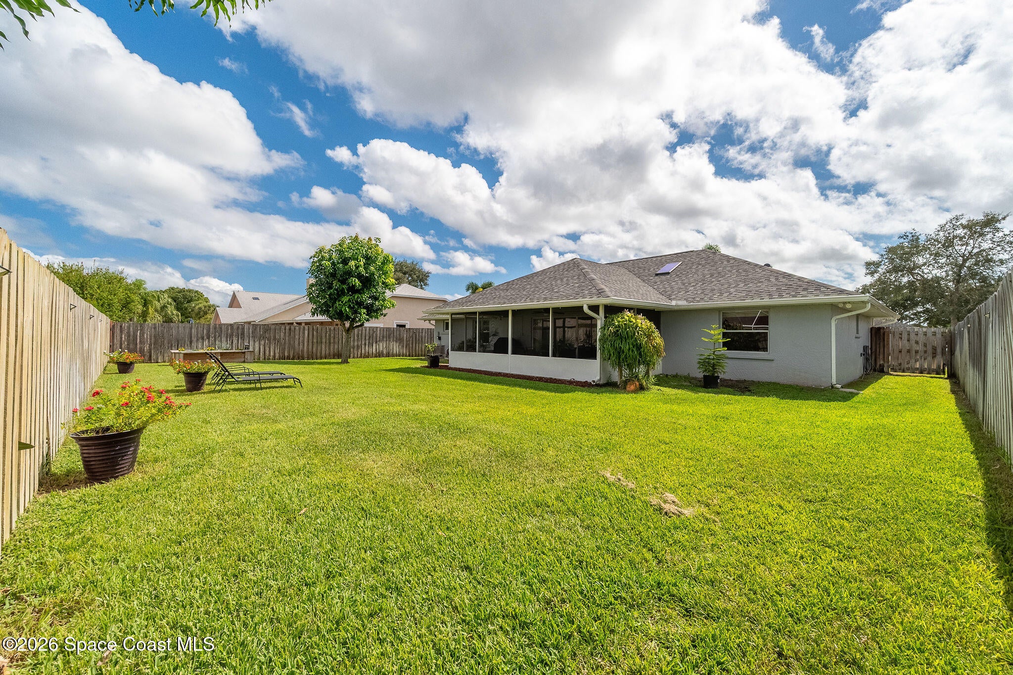 1947 Glen Meadows Circle
