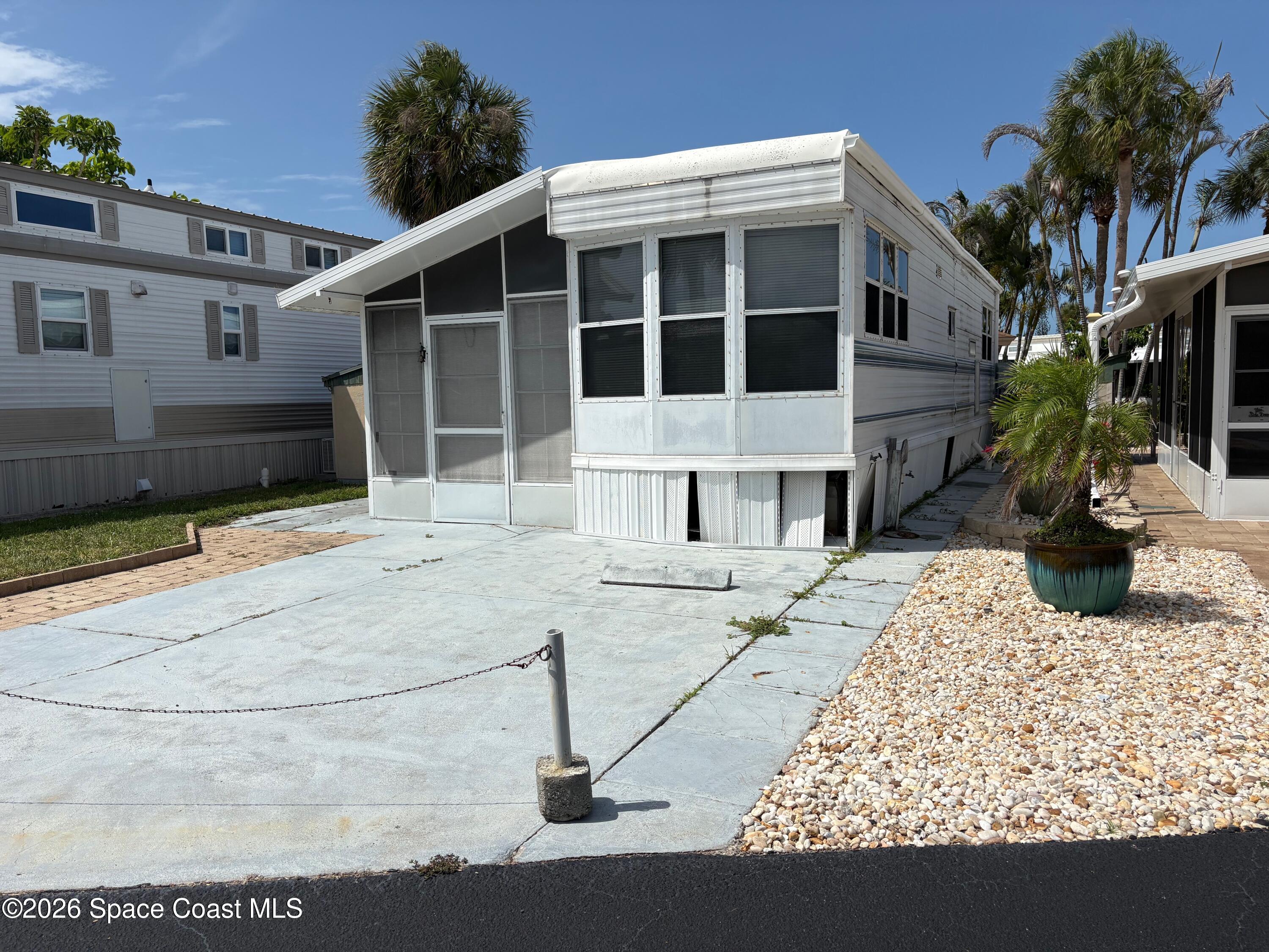 714 Horizon Lane 317