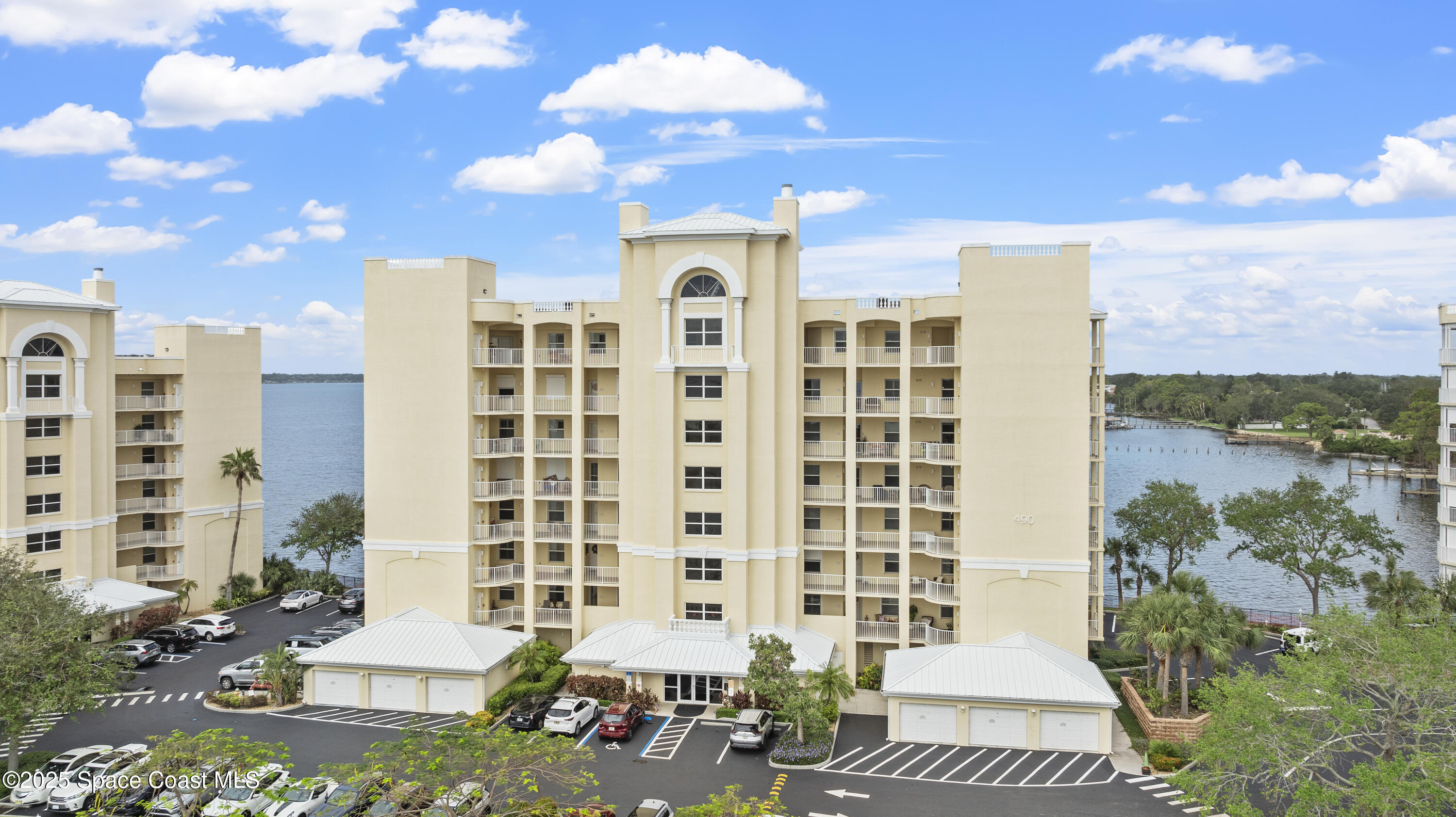 490 Sail Lane 203