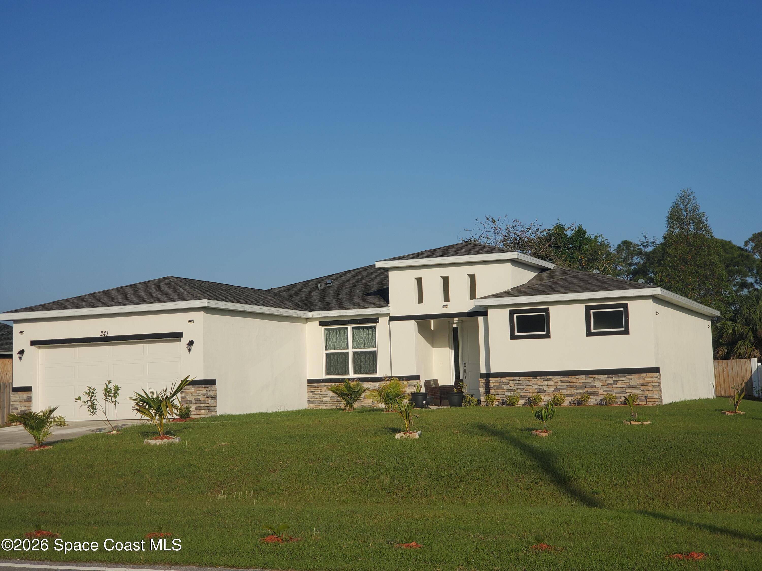 241 Saint Andre Boulevard SW