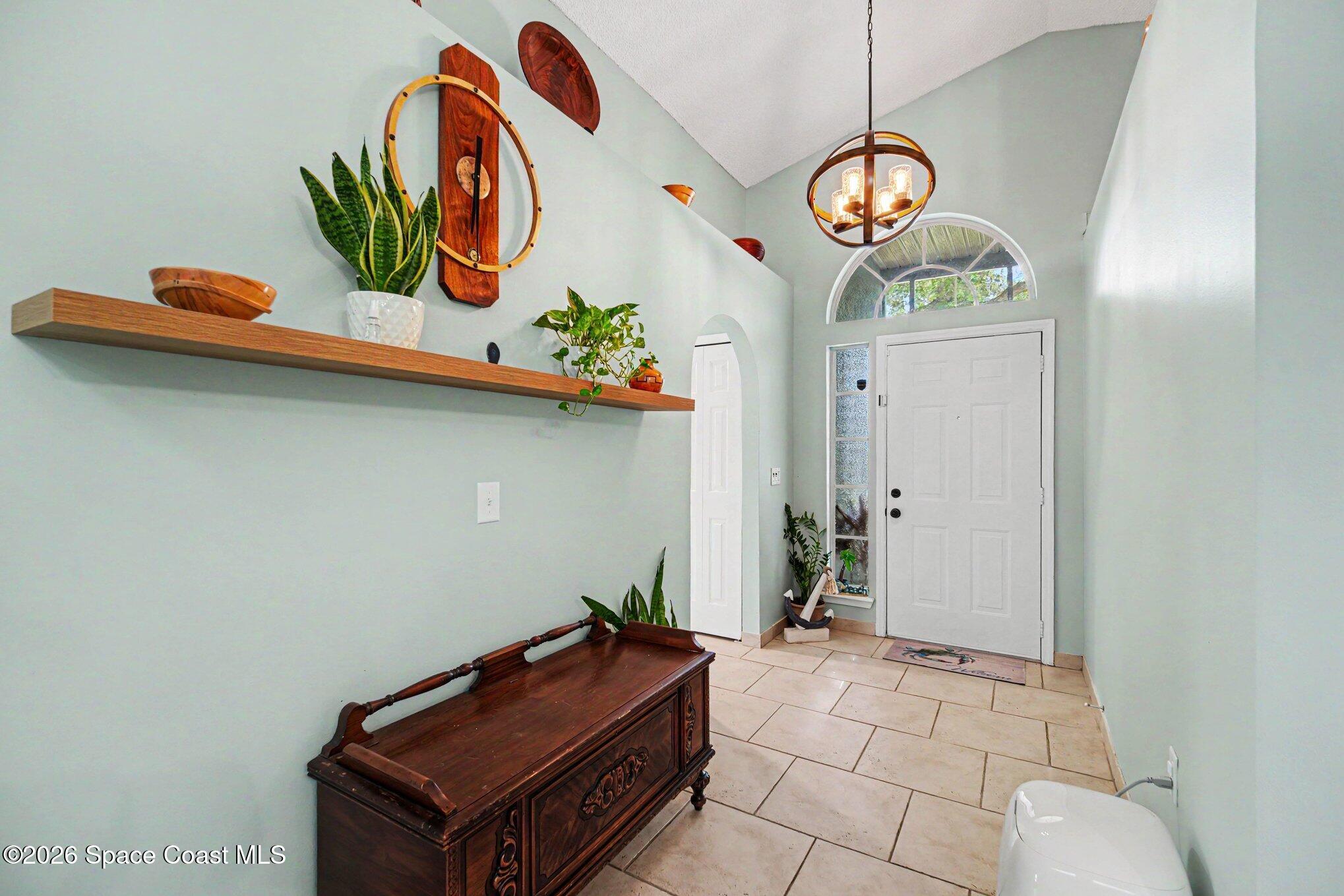5534 Oak Hollow Drive
