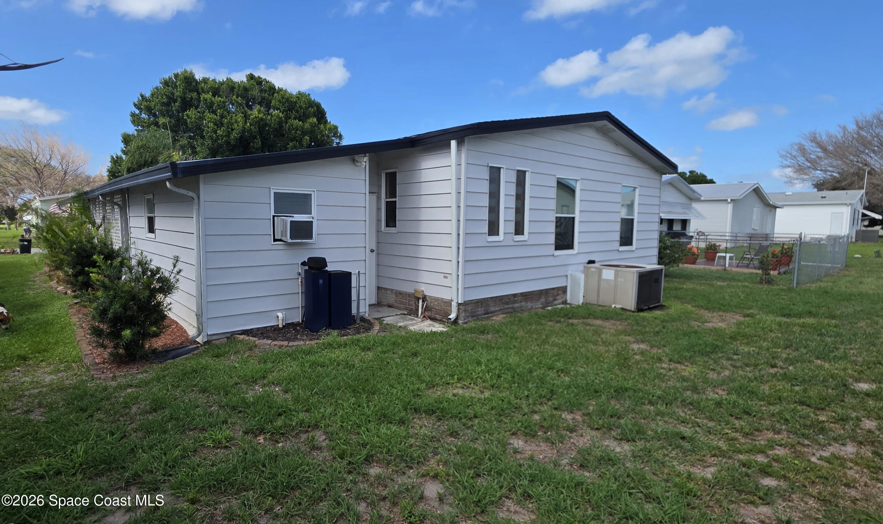 579 N Dolphin Circle
