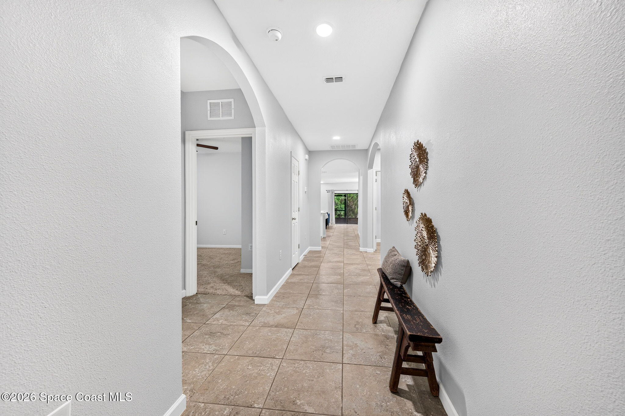 900 Old Country Road South E
