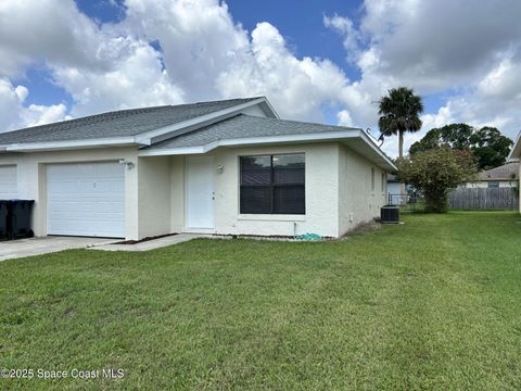 22 E Towne Place Titusville FL 32796