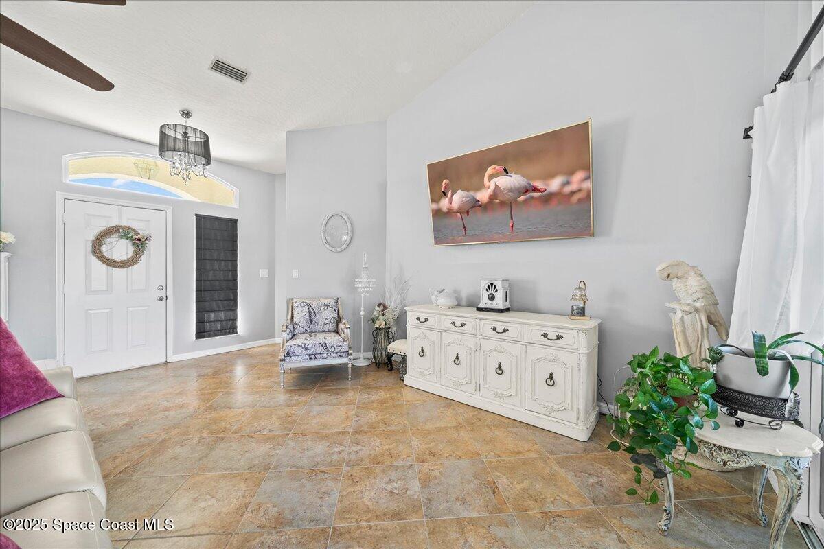 910 Brookshire Circle