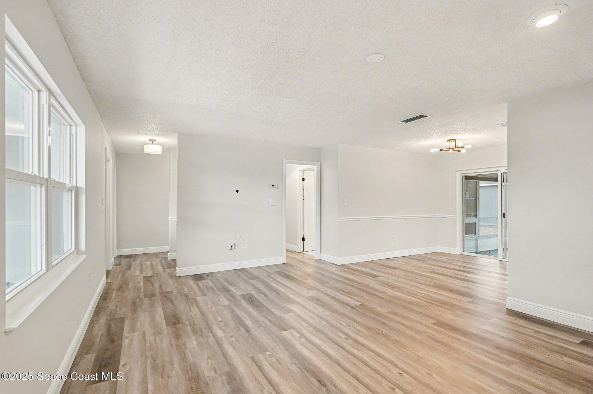 1015 Woodsmere Parkway