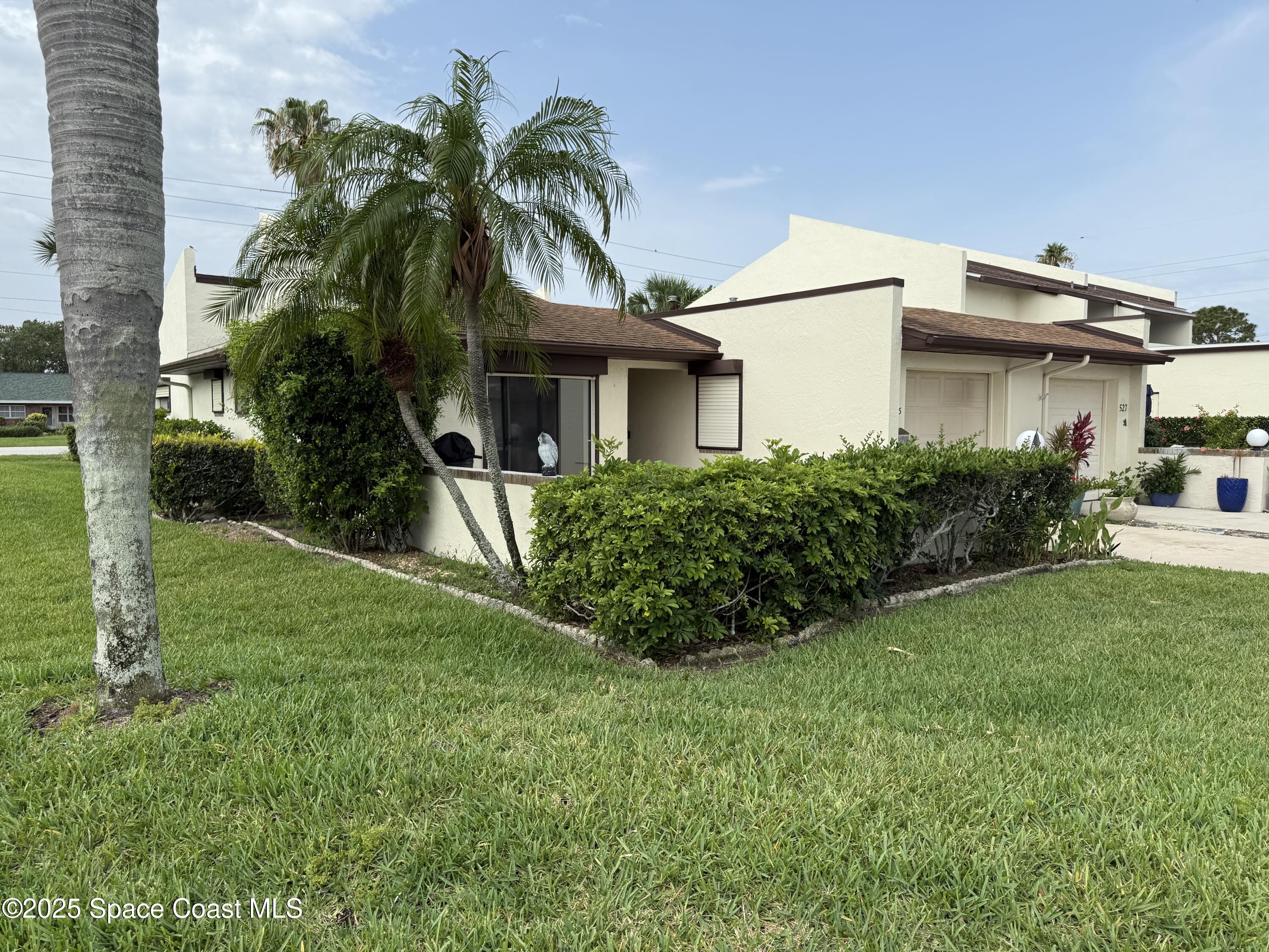 525 Summerset Court
