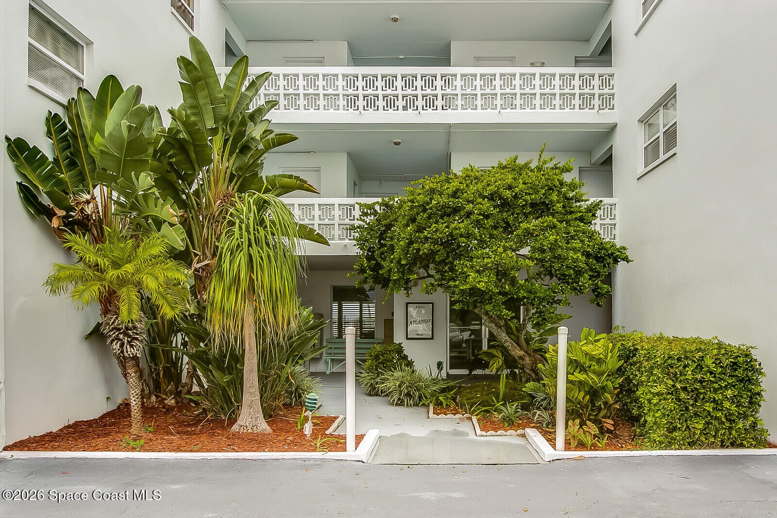 4800 Ocean Beach Boulevard 123