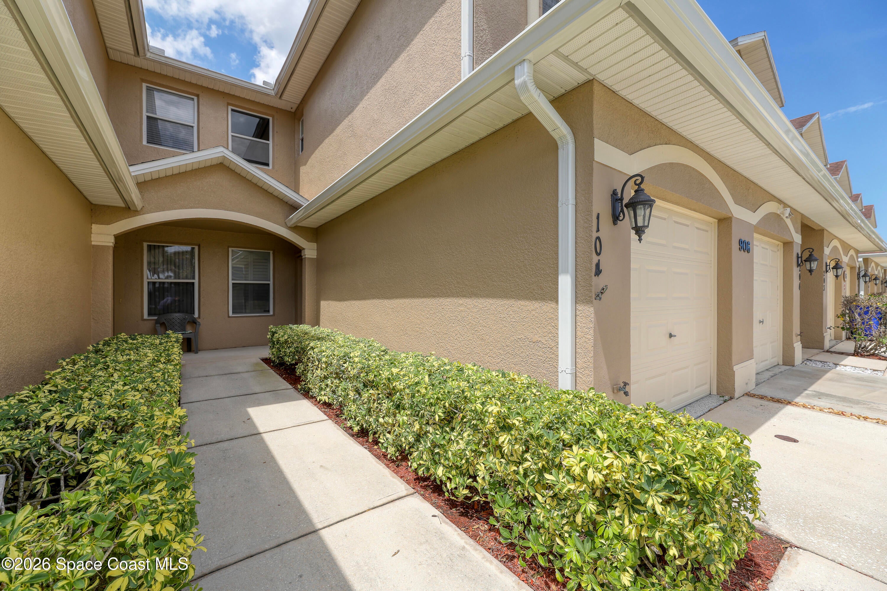 906 Ocaso Lane 104