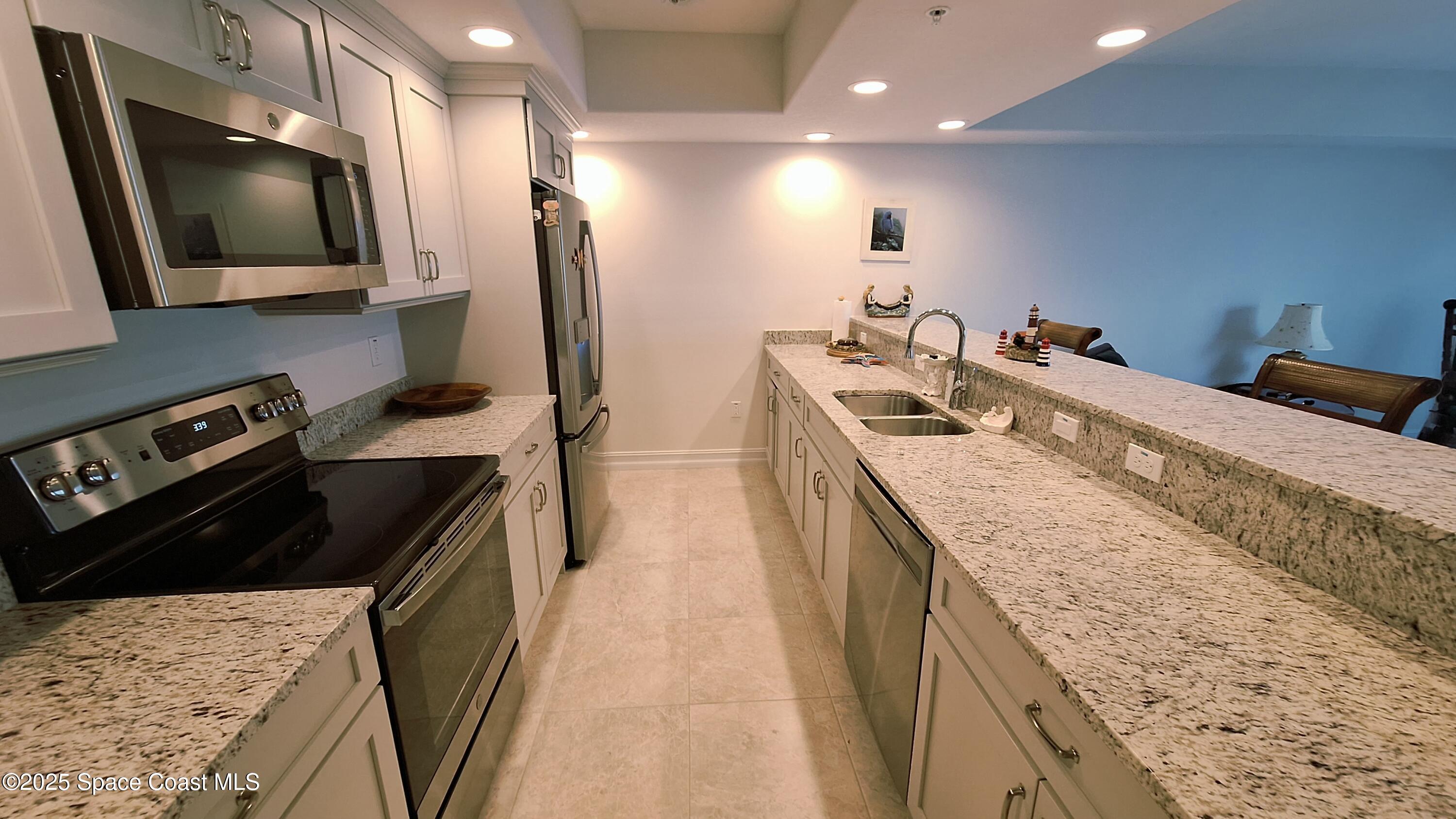 1805 Riverside Dr Unit 207 Drive