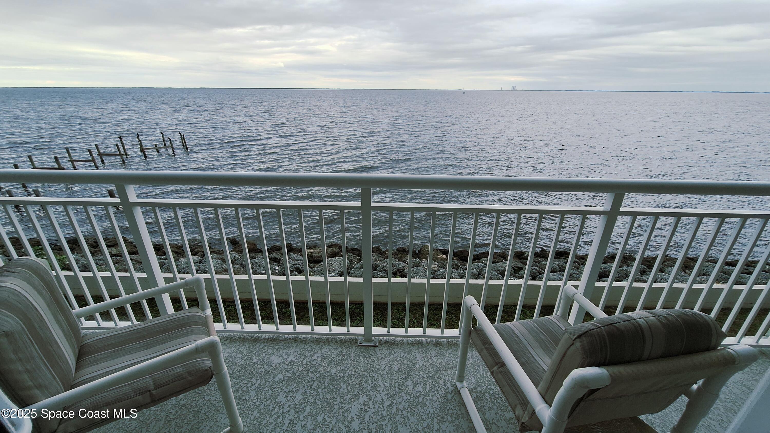 1805 Riverside Dr Unit 207 Drive