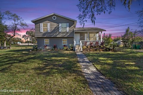 A home in Mims