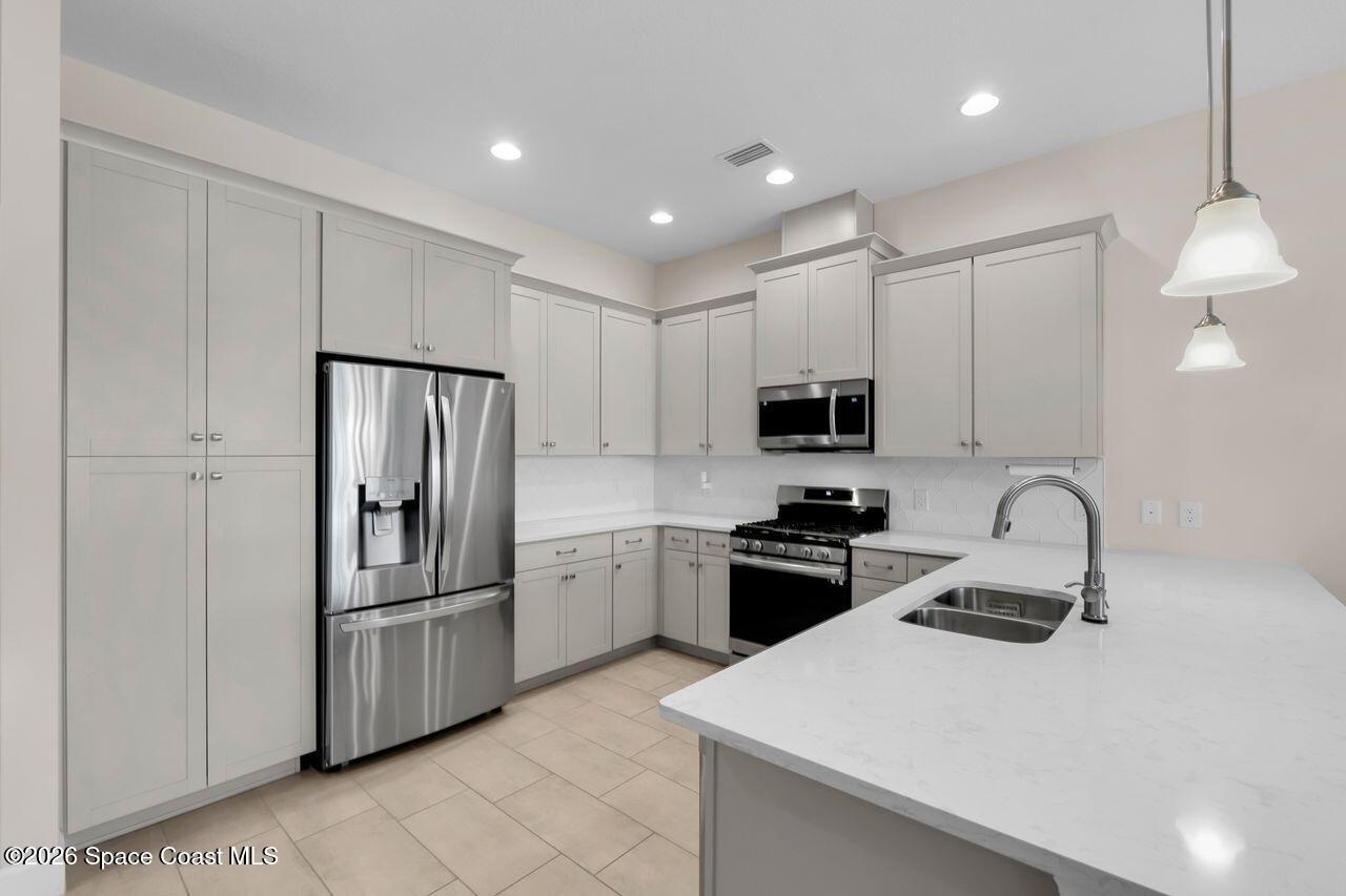 8124 Cache Creek Lane