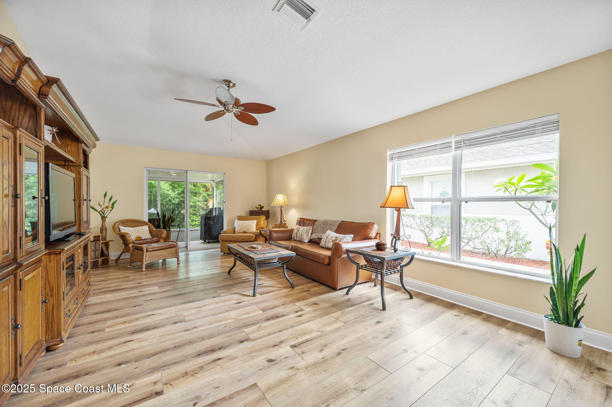 3469 Horse Creek Circle