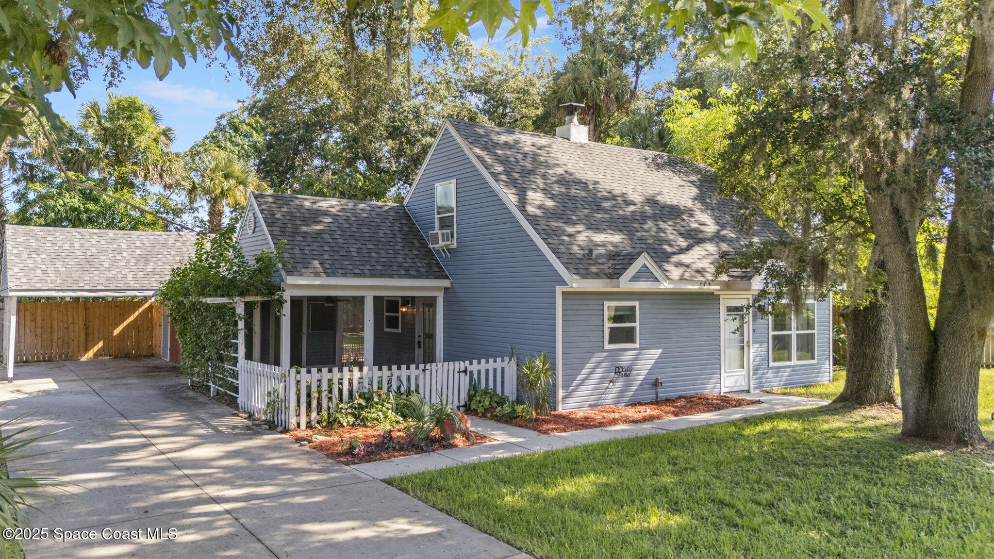 6118 Dees Road