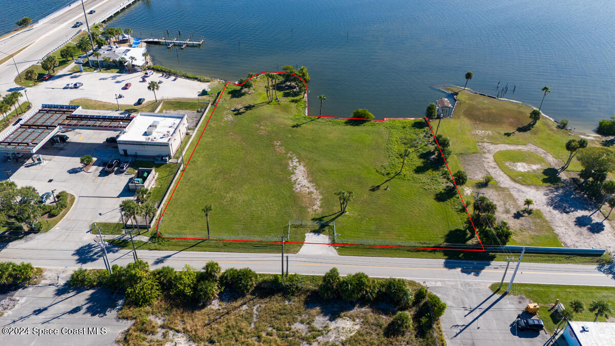 84 S Banana River Drive