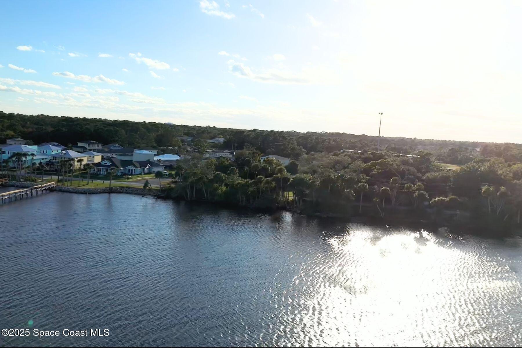 5122 Riveredge Drive