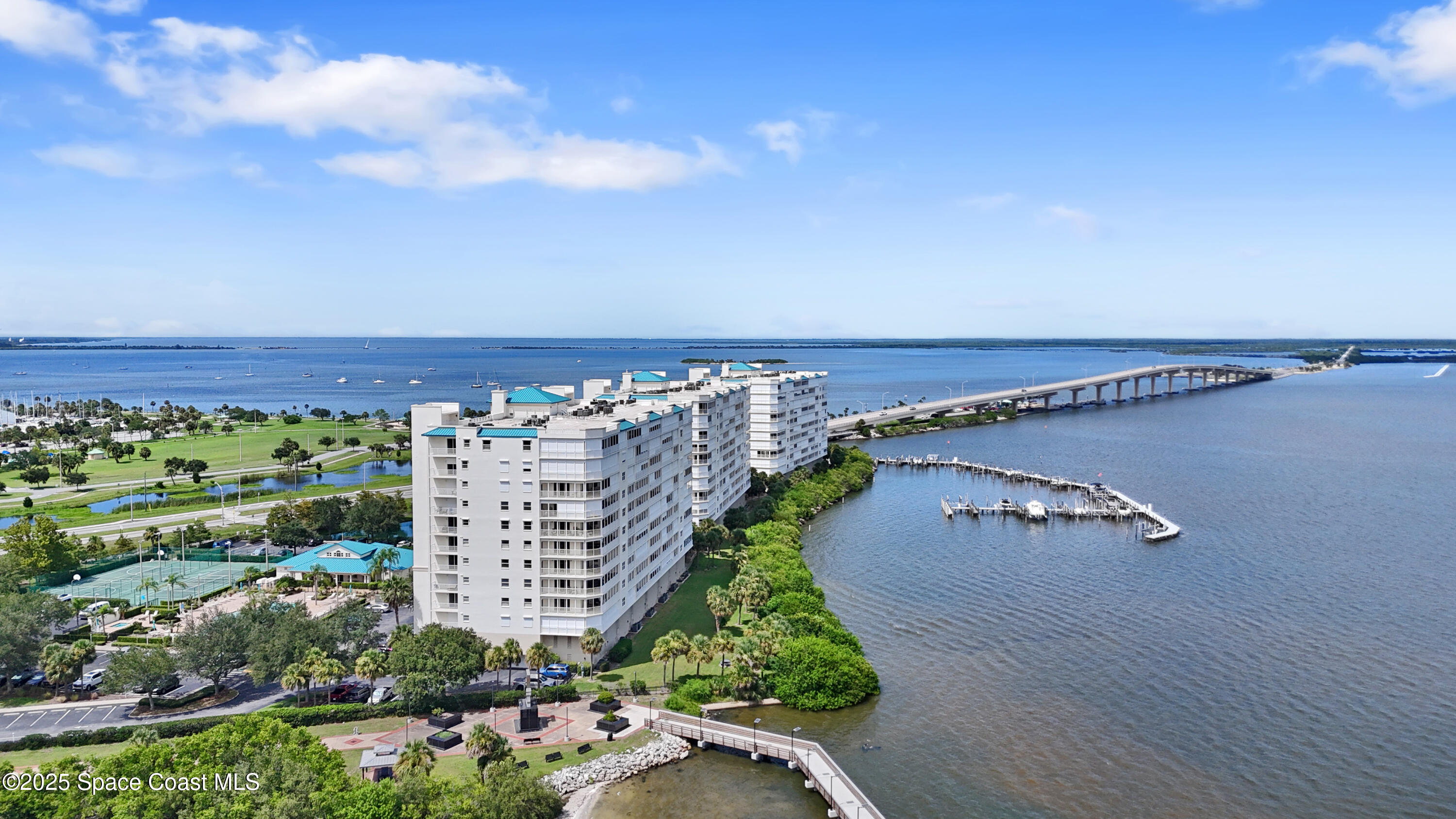 7 Indian River Avenue 405