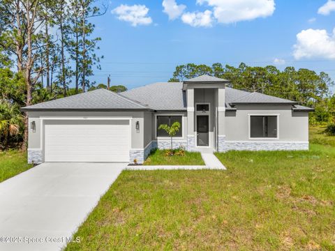 531 Higgs Ave Avenue NW Palm Bay FL 32907