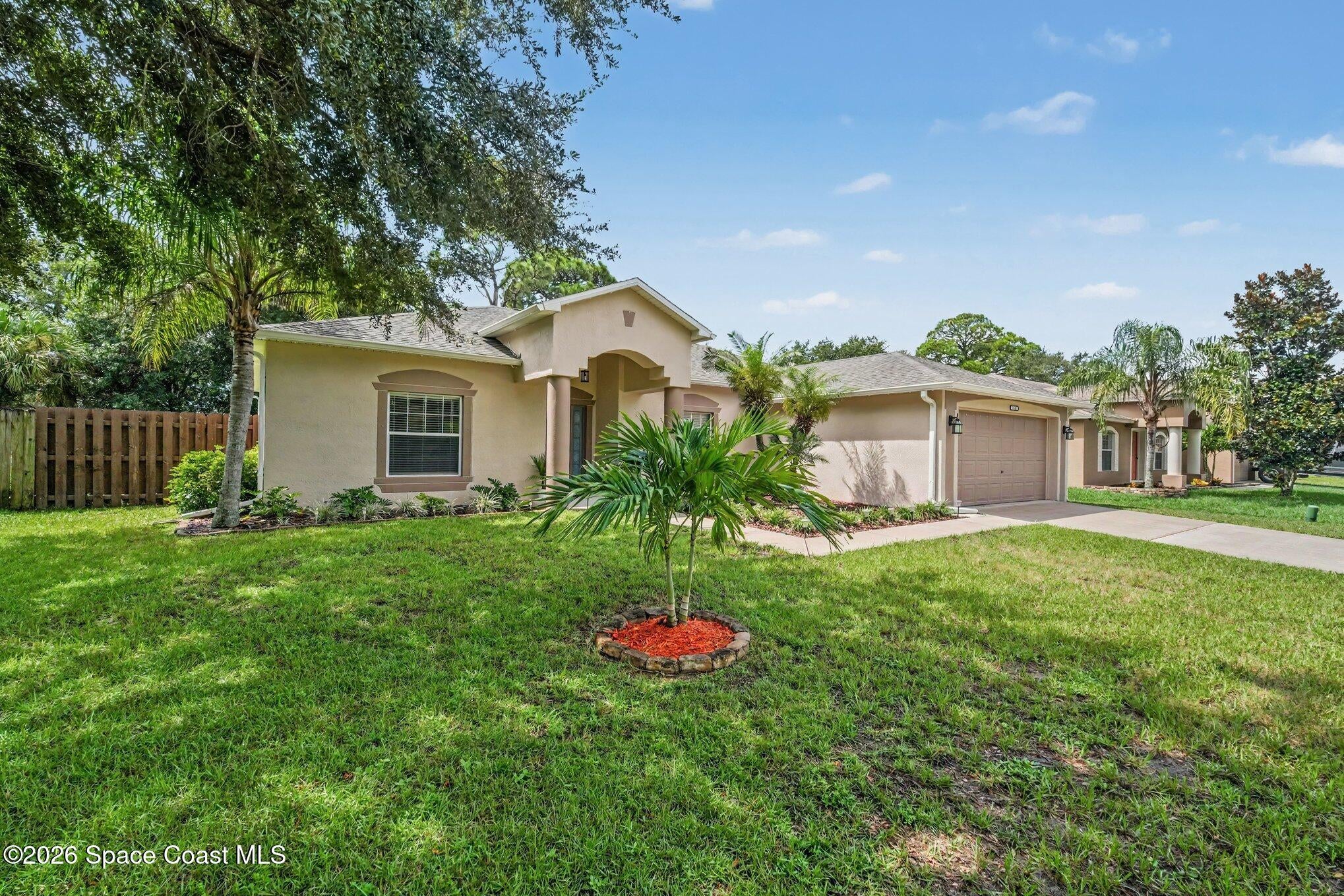 5521 Cinnamon Fern Boulevard