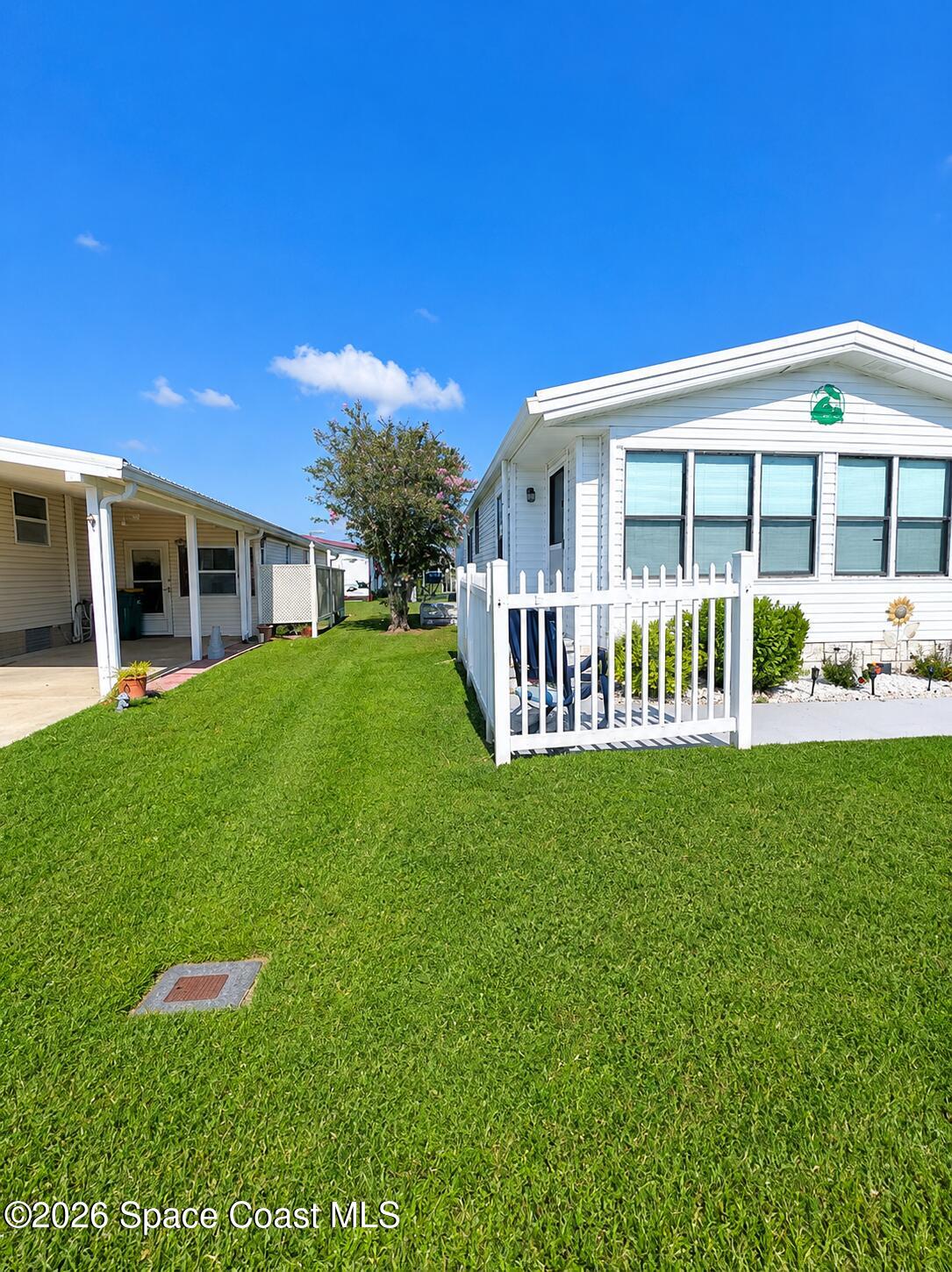 920 Hyacinth Circle