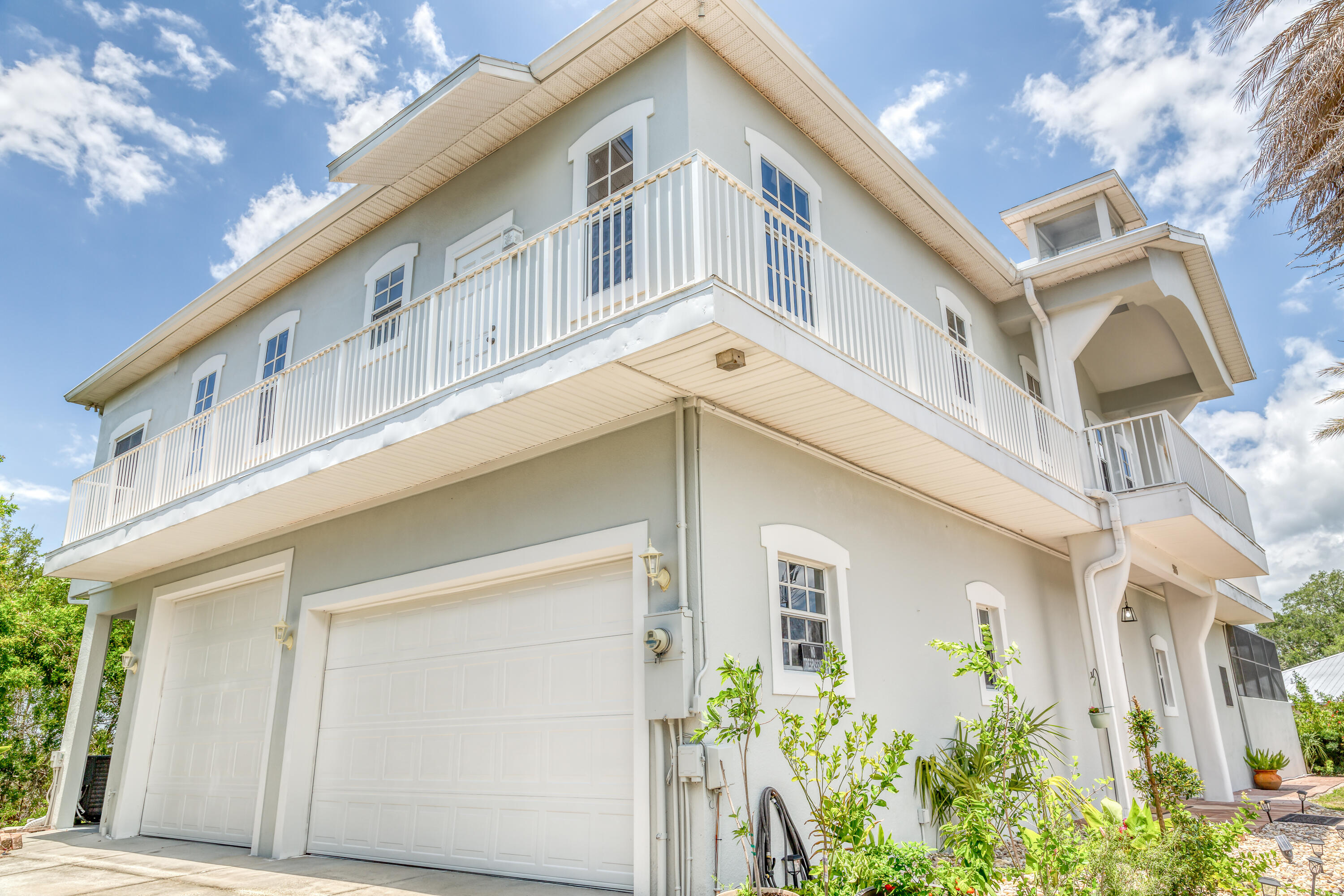 585 Amber Lane