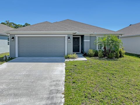 1028 Corbin Circle SW Palm Bay FL 32908