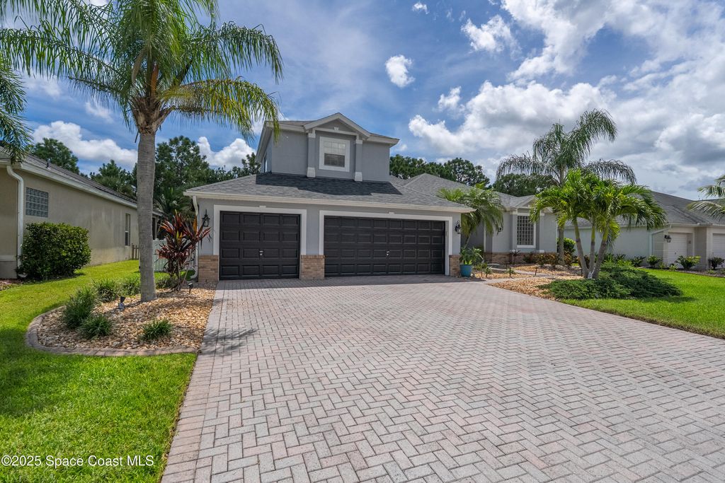 Photo of 278 Brandy Creek Circle SE, Palm Bay, FL 32909 (MLS # 1056378)