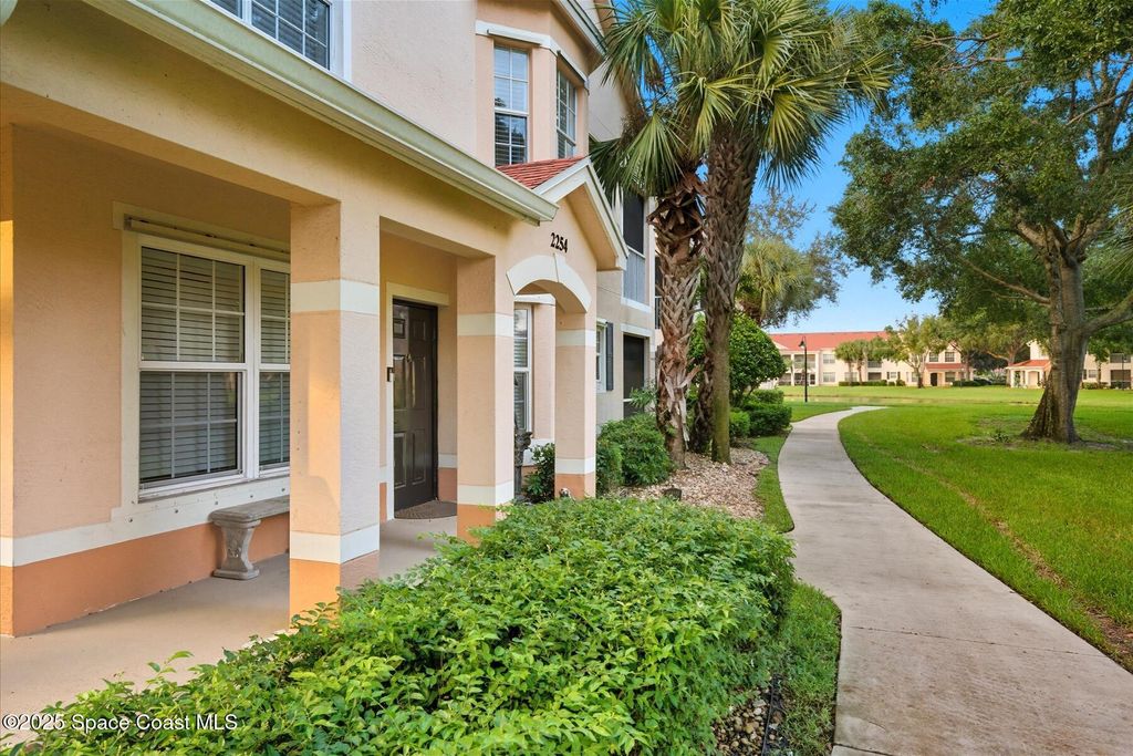 Photo of 2254 57th Circle, Vero Beach, FL 32966 (MLS # 1058672)