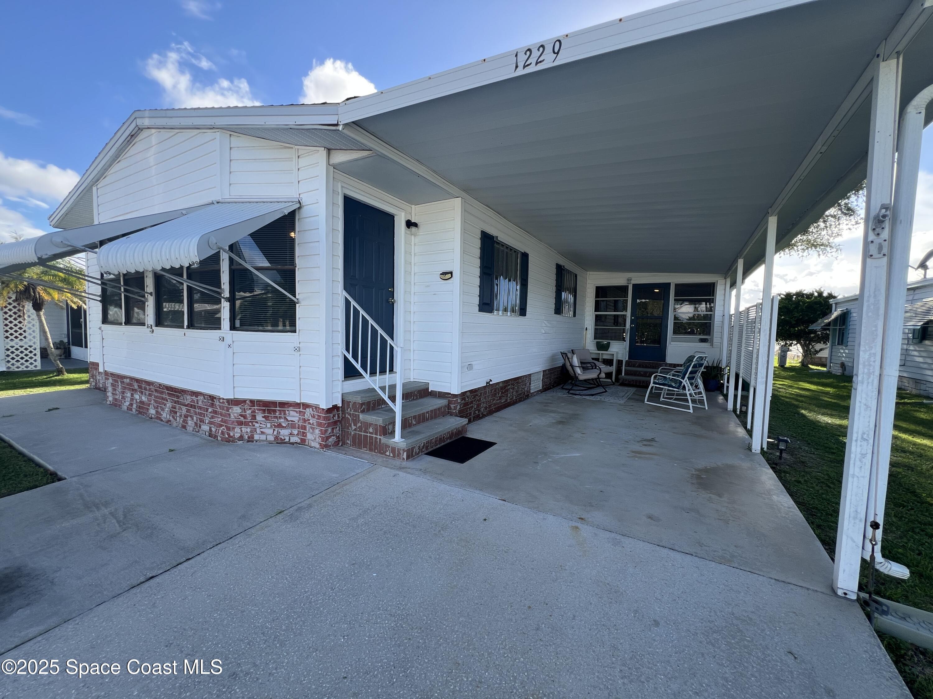 1229 Calusa Drive