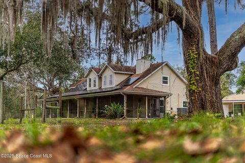 A home in Mims