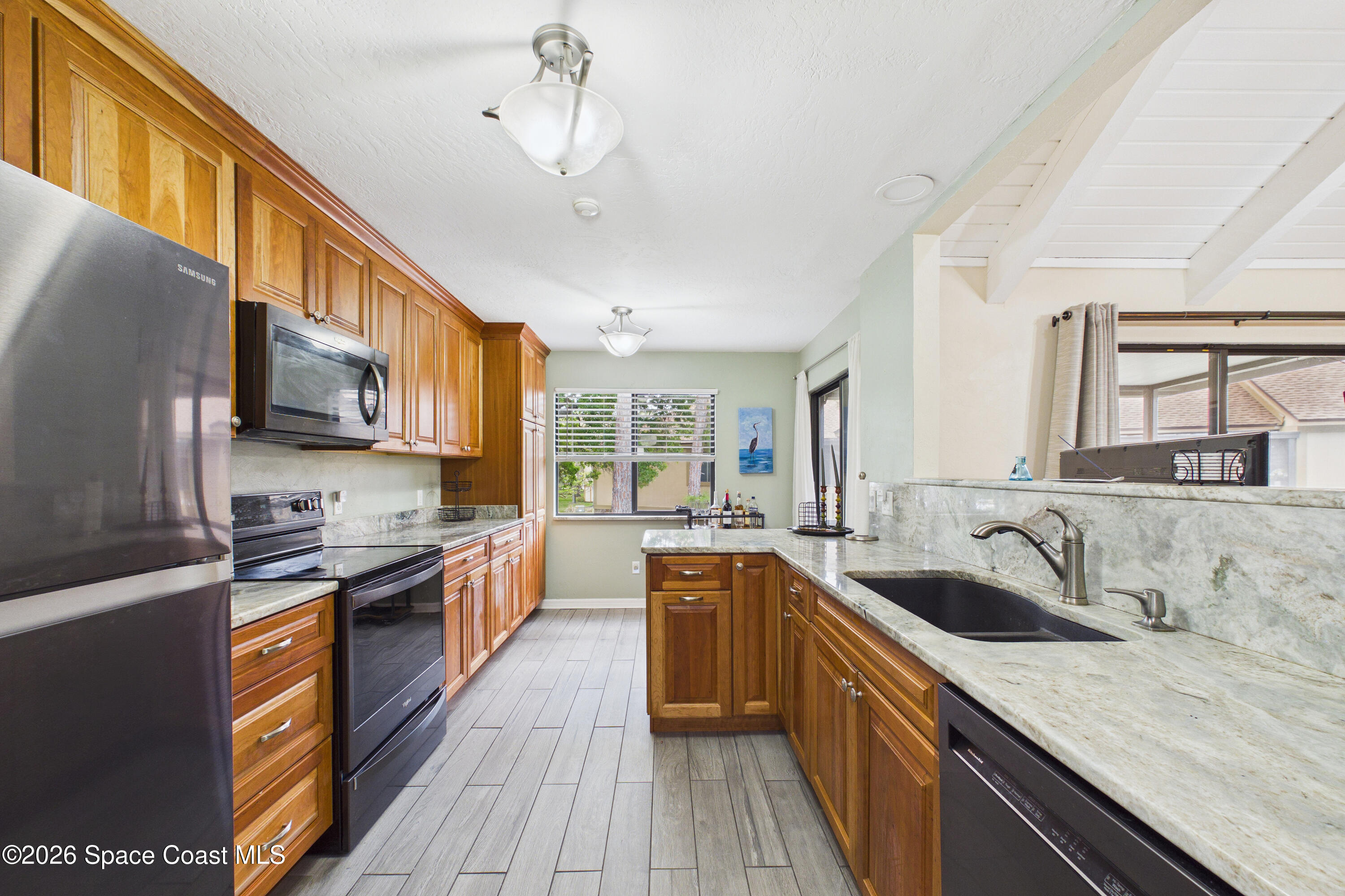 9002 Manchester Lane H