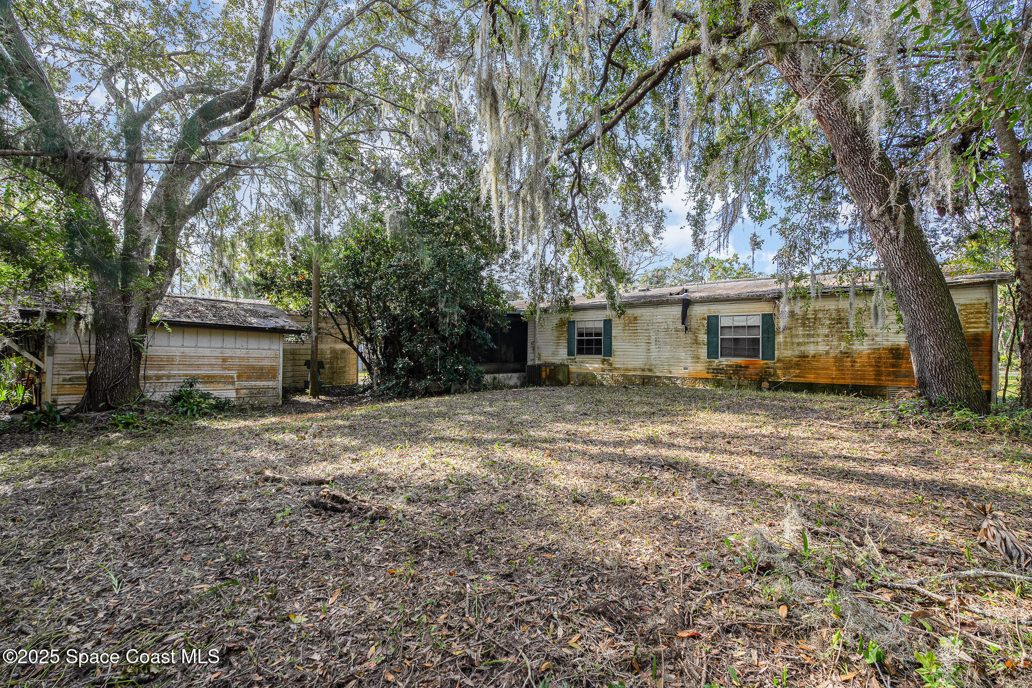 2443 Bradford Court