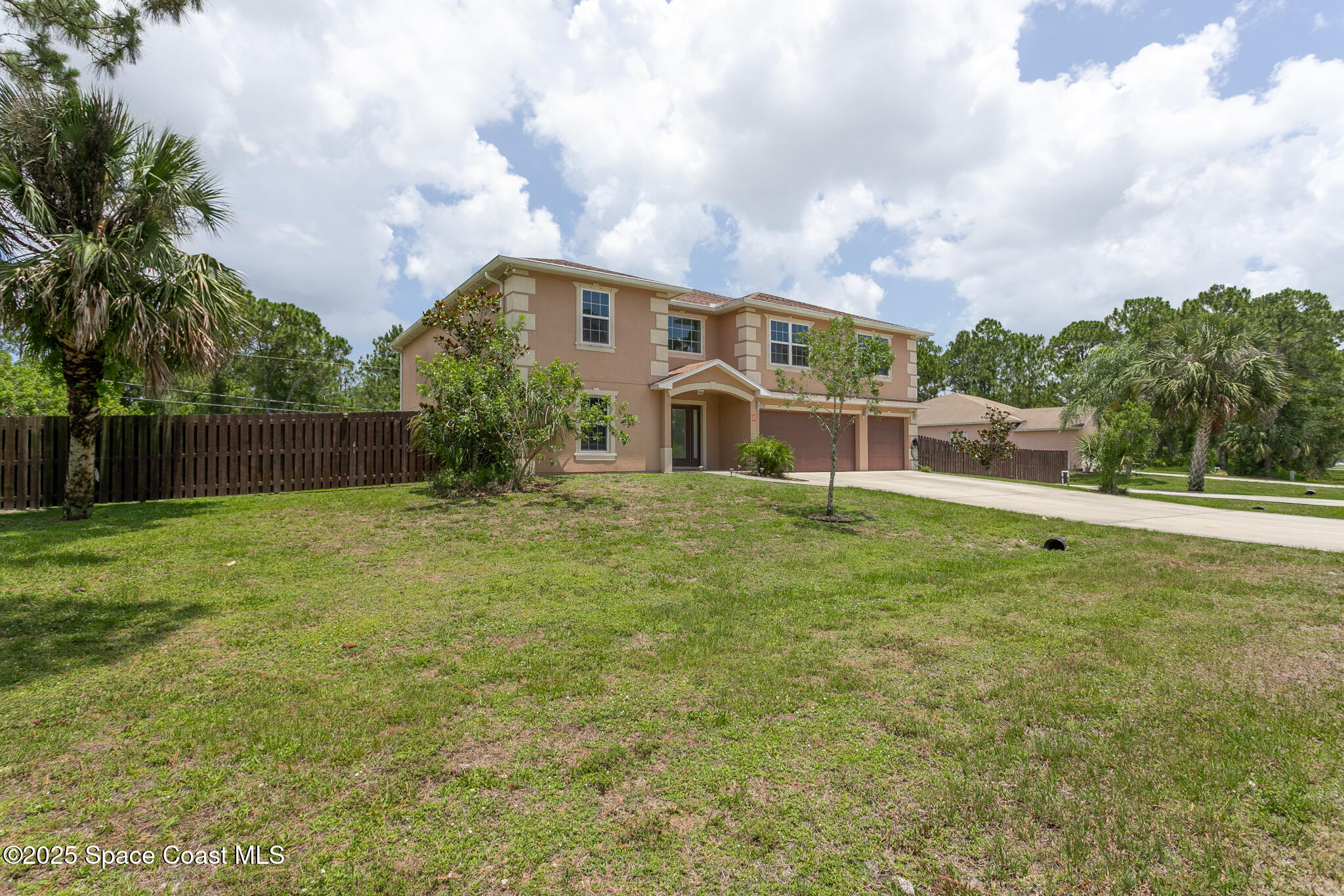 2501 Eldron Boulevard SE
